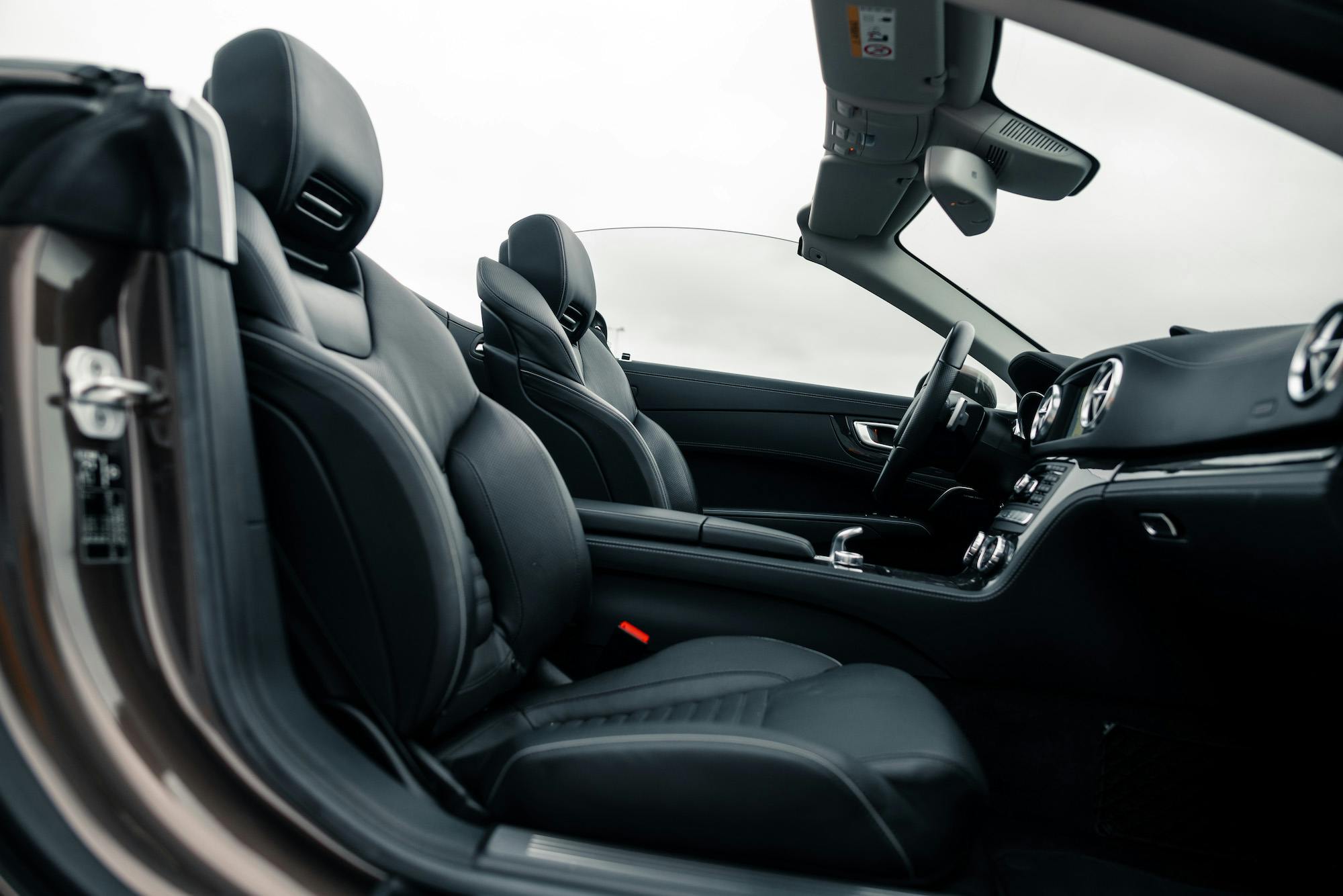 2015 MERCEDES-BENZ (R231) SL400 AMG SPORT