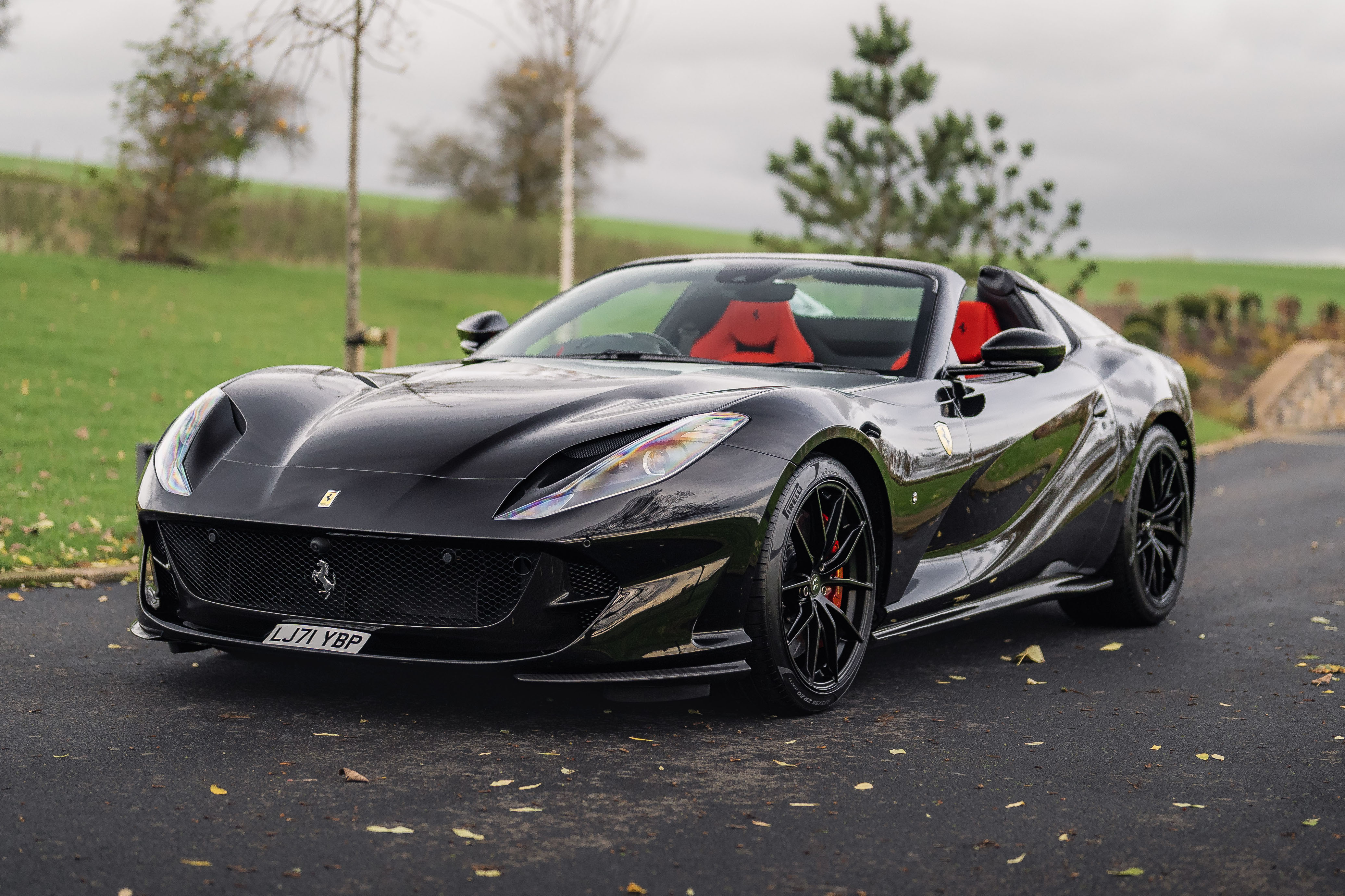 2021 FERRARI 812 GTS