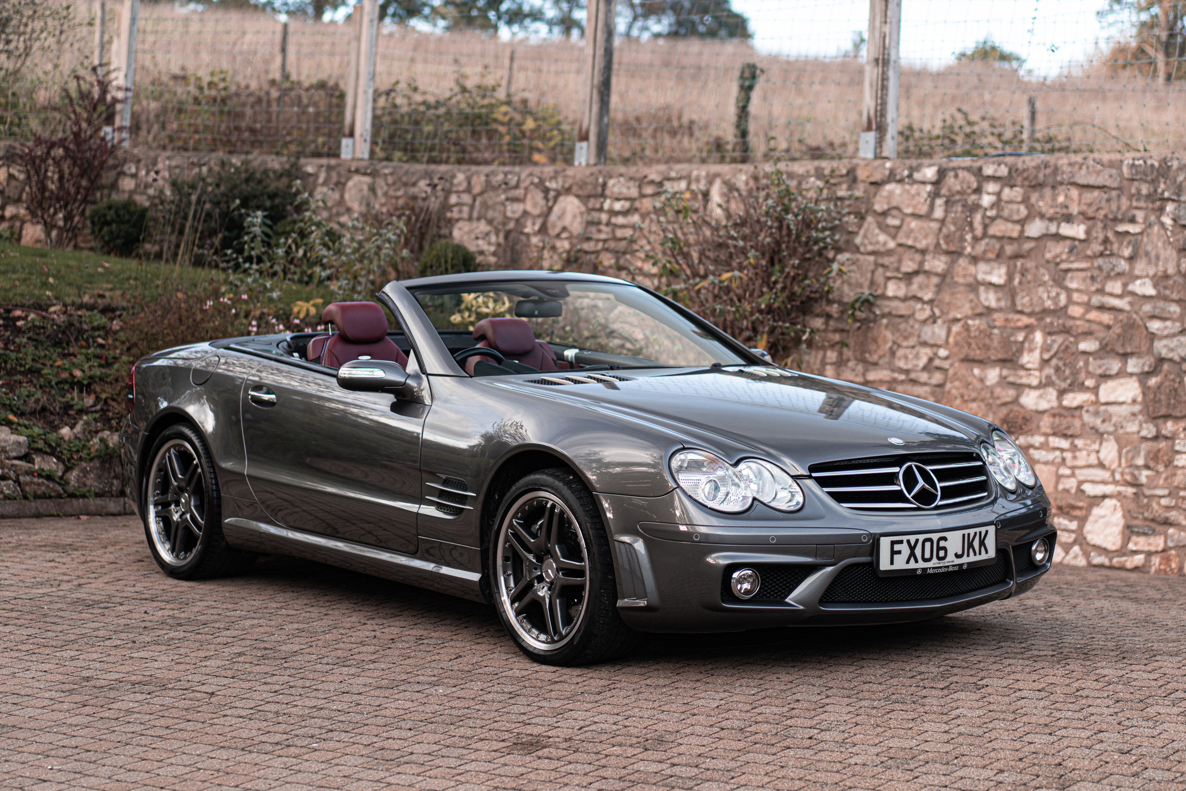 2006 MERCEDES-BENZ (R230) SL55 AMG - PERFORMANCE PACK