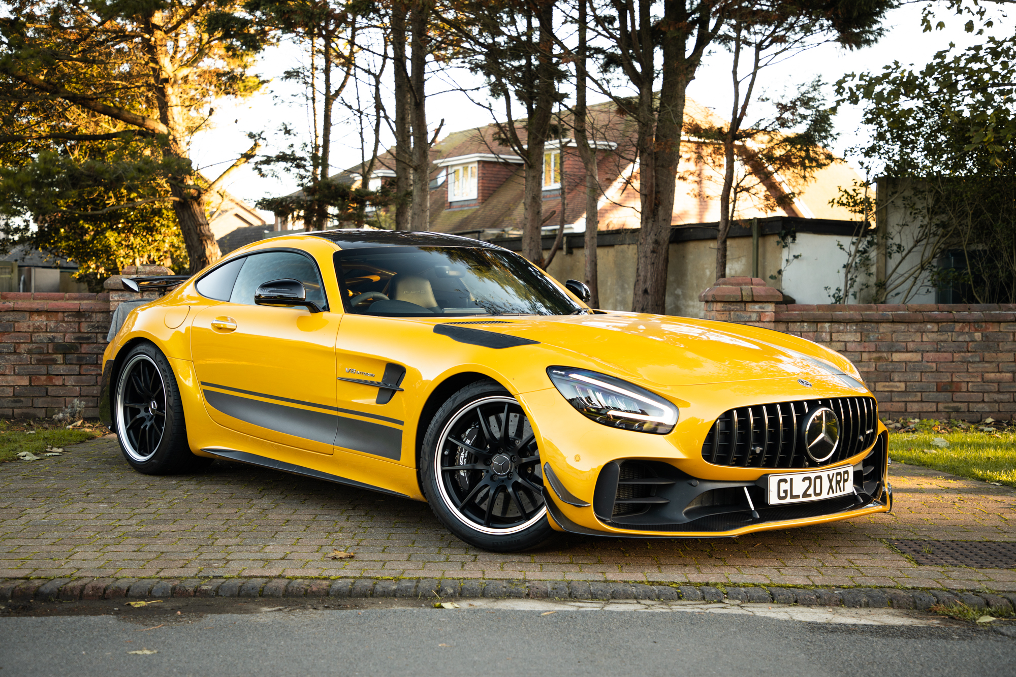 2020 MERCEDES-AMG GT R PRO