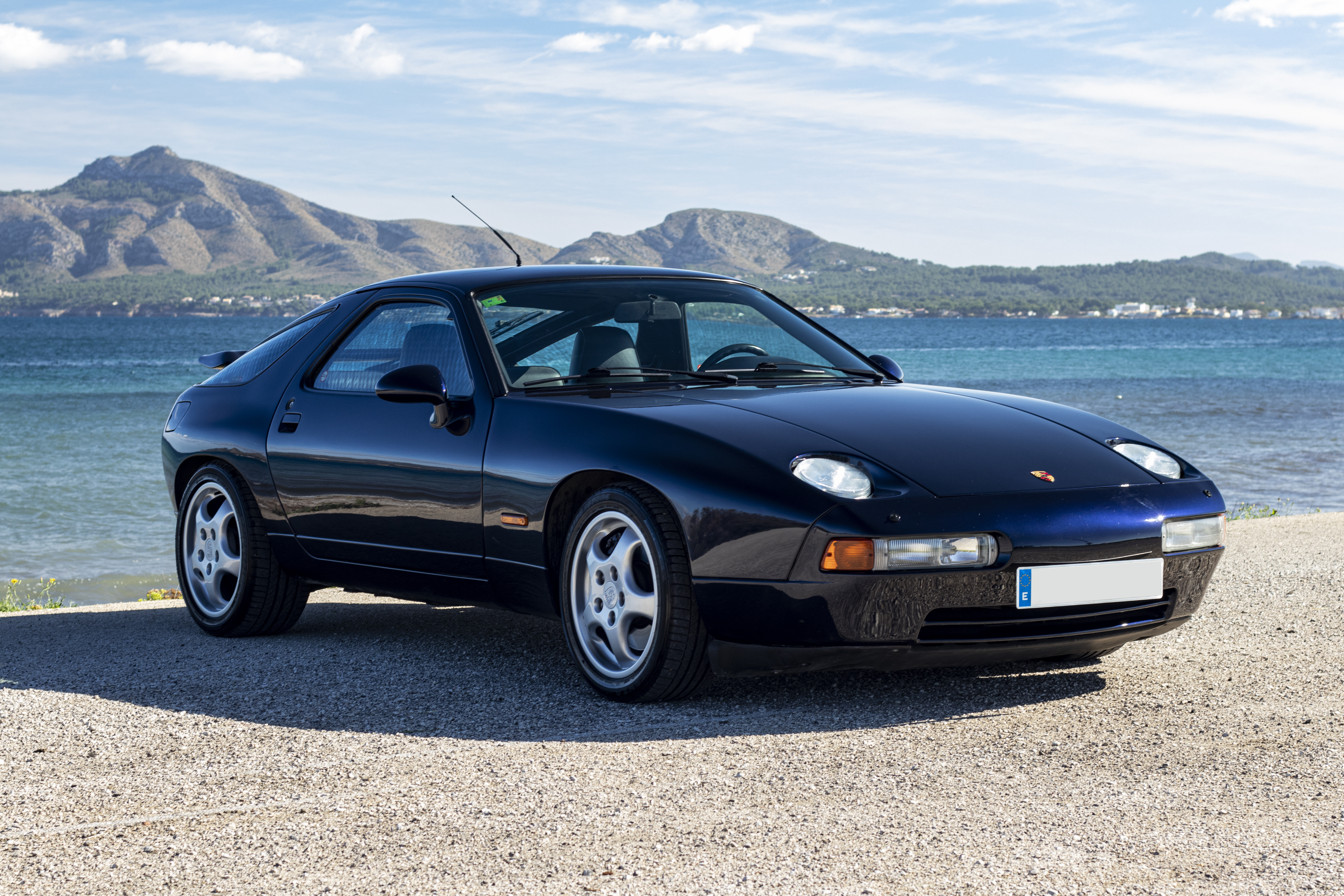 1992 PORSCHE 928 GTS - MANUAL