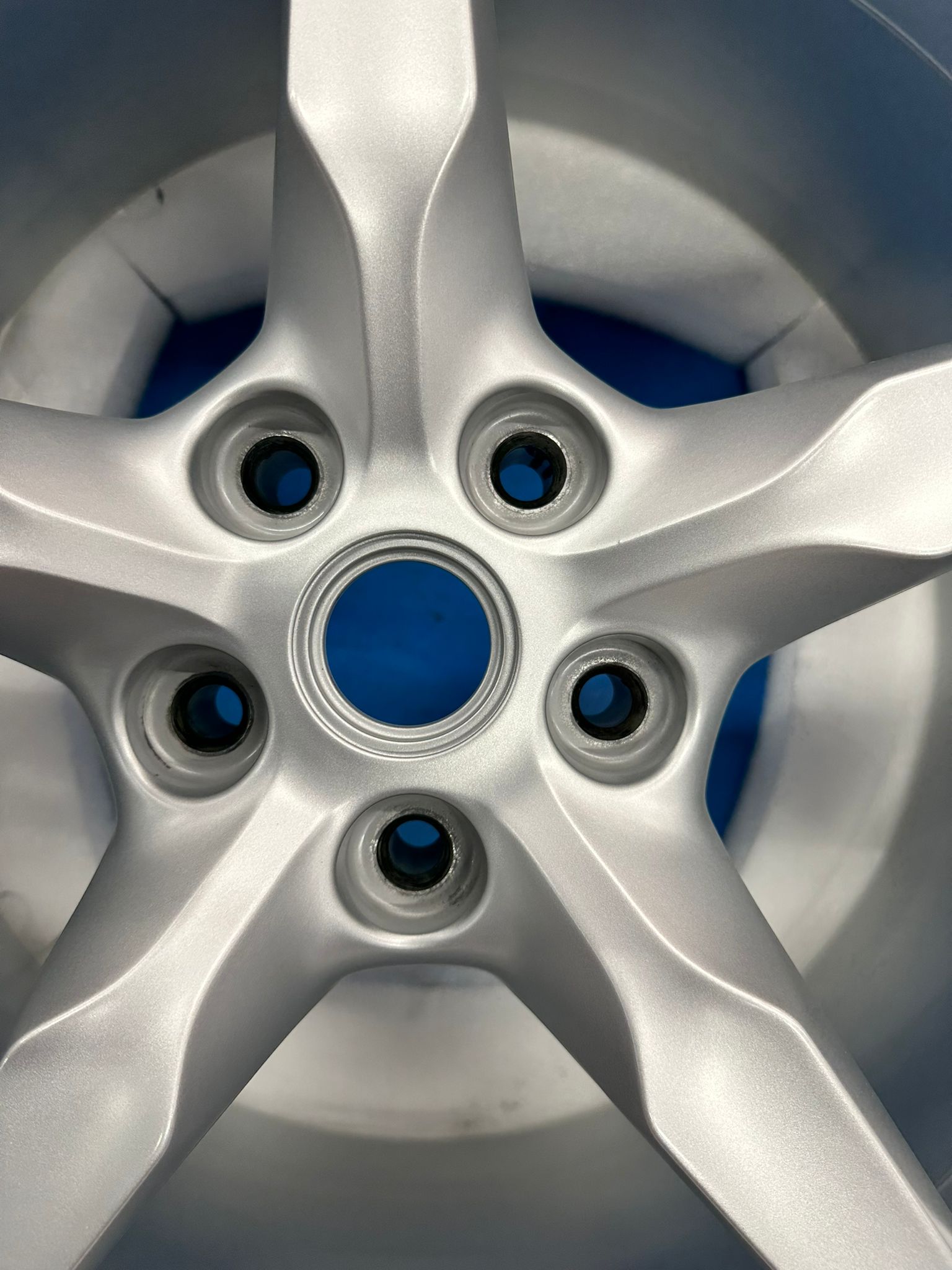 set-of-ferrari-488-wheels-for-sale-by-auction-in-fleet-hampshire