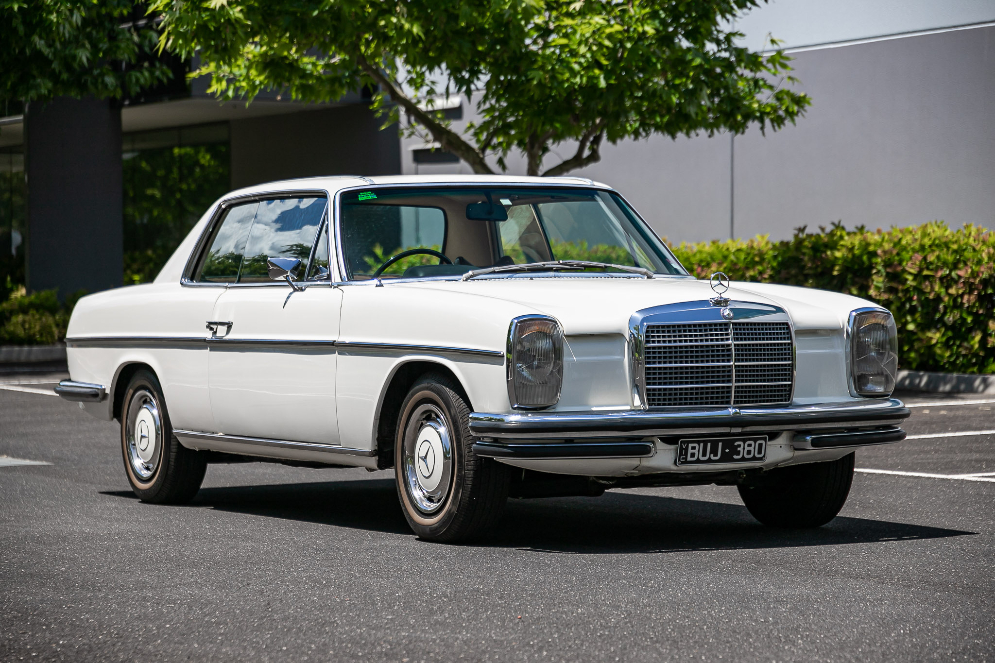 1973 MERCEDES-BENZ (W114) 280 CE COUPE