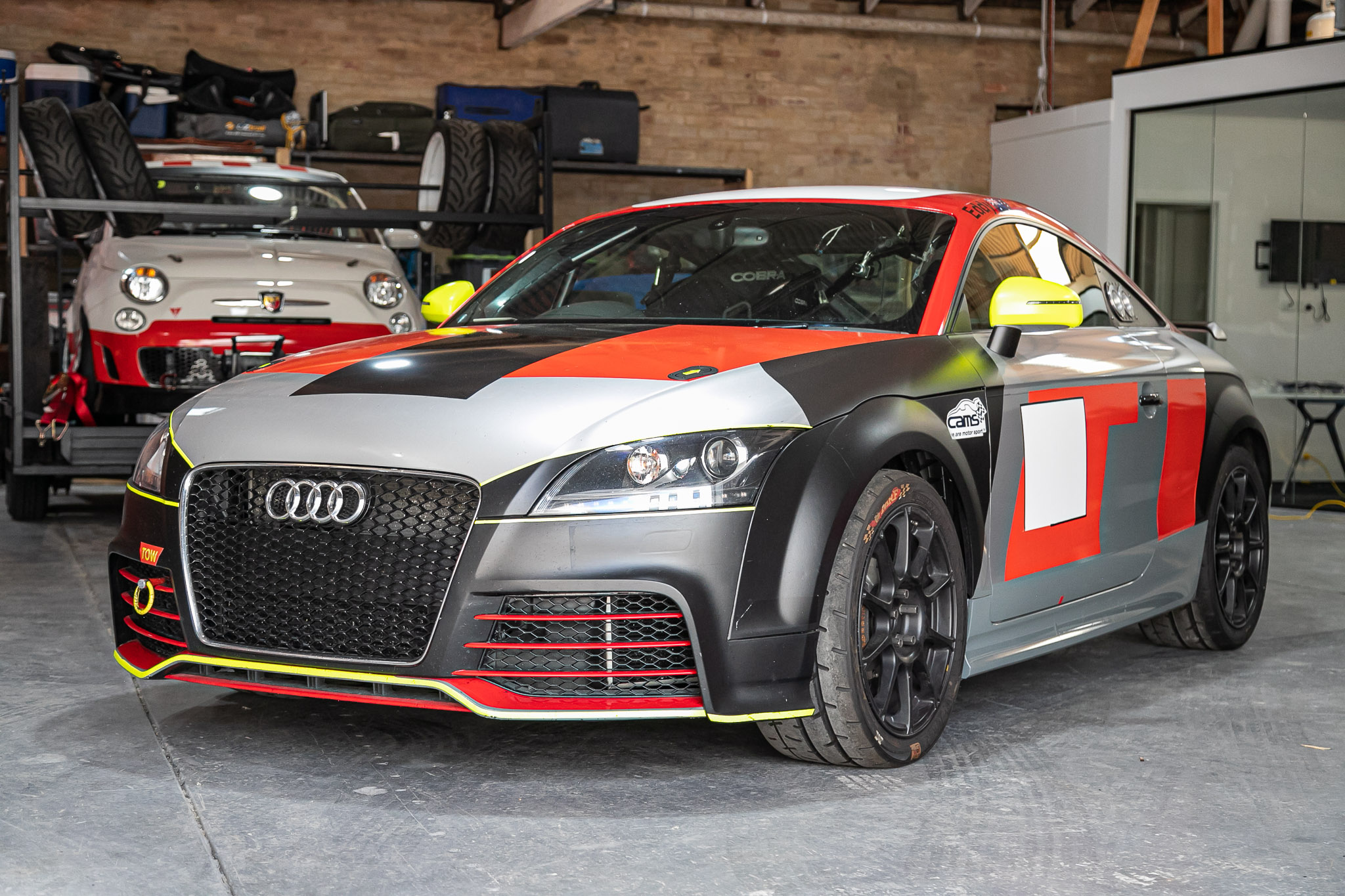 2011 AUDI TT RS - RACE CAR