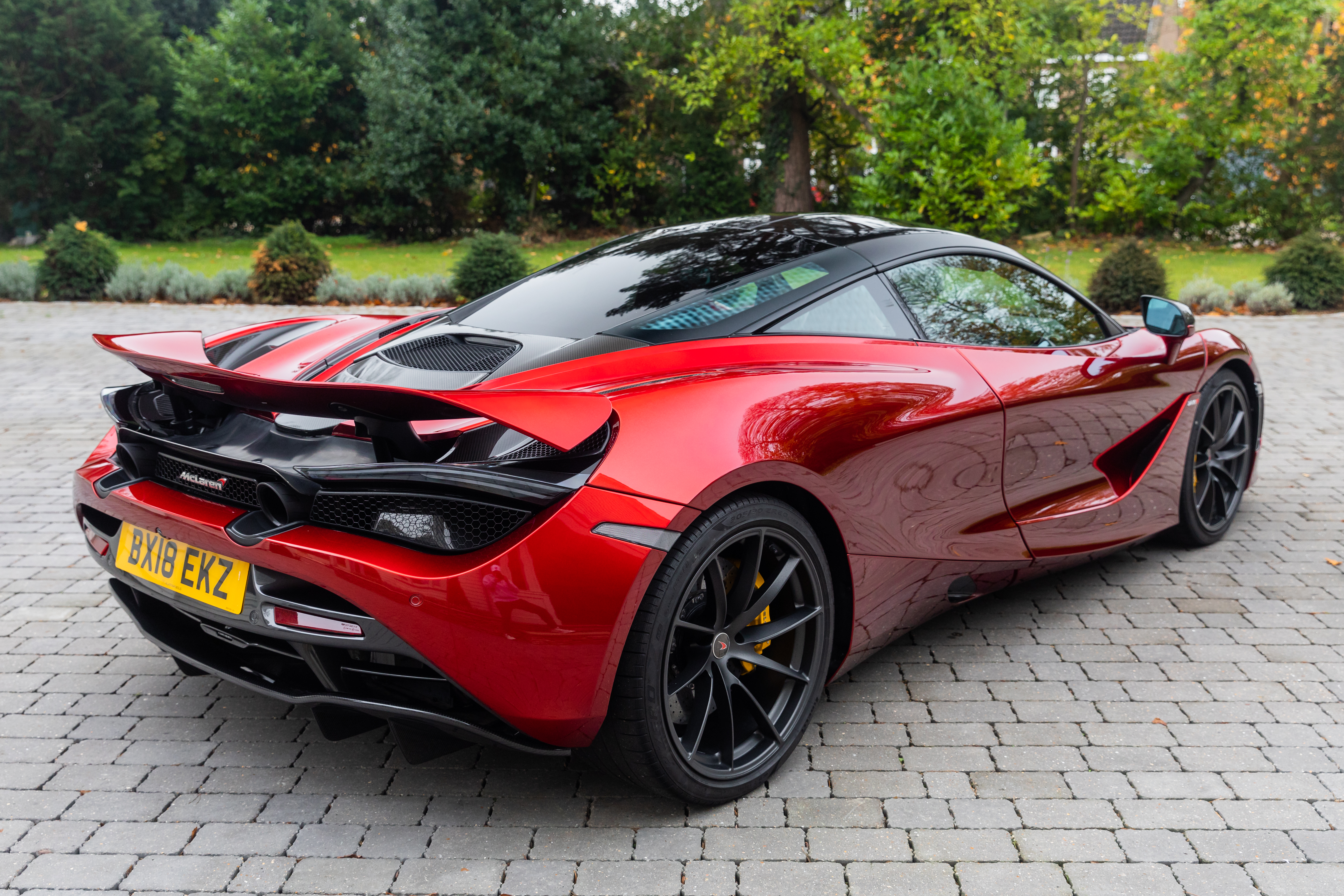 2018 MCLAREN 720S PERFORMANCE