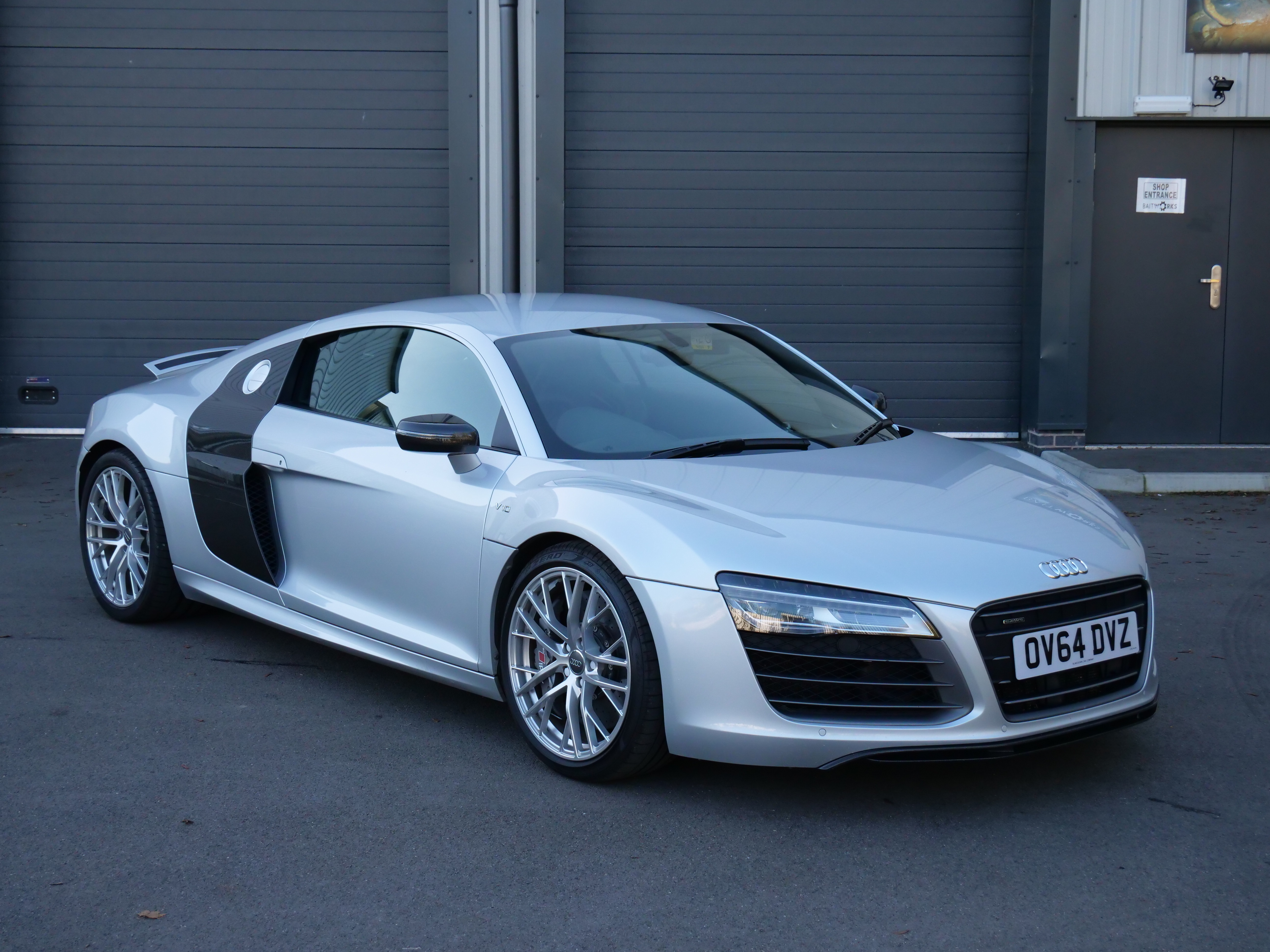 2014 AUDI R8 V10 PLUS