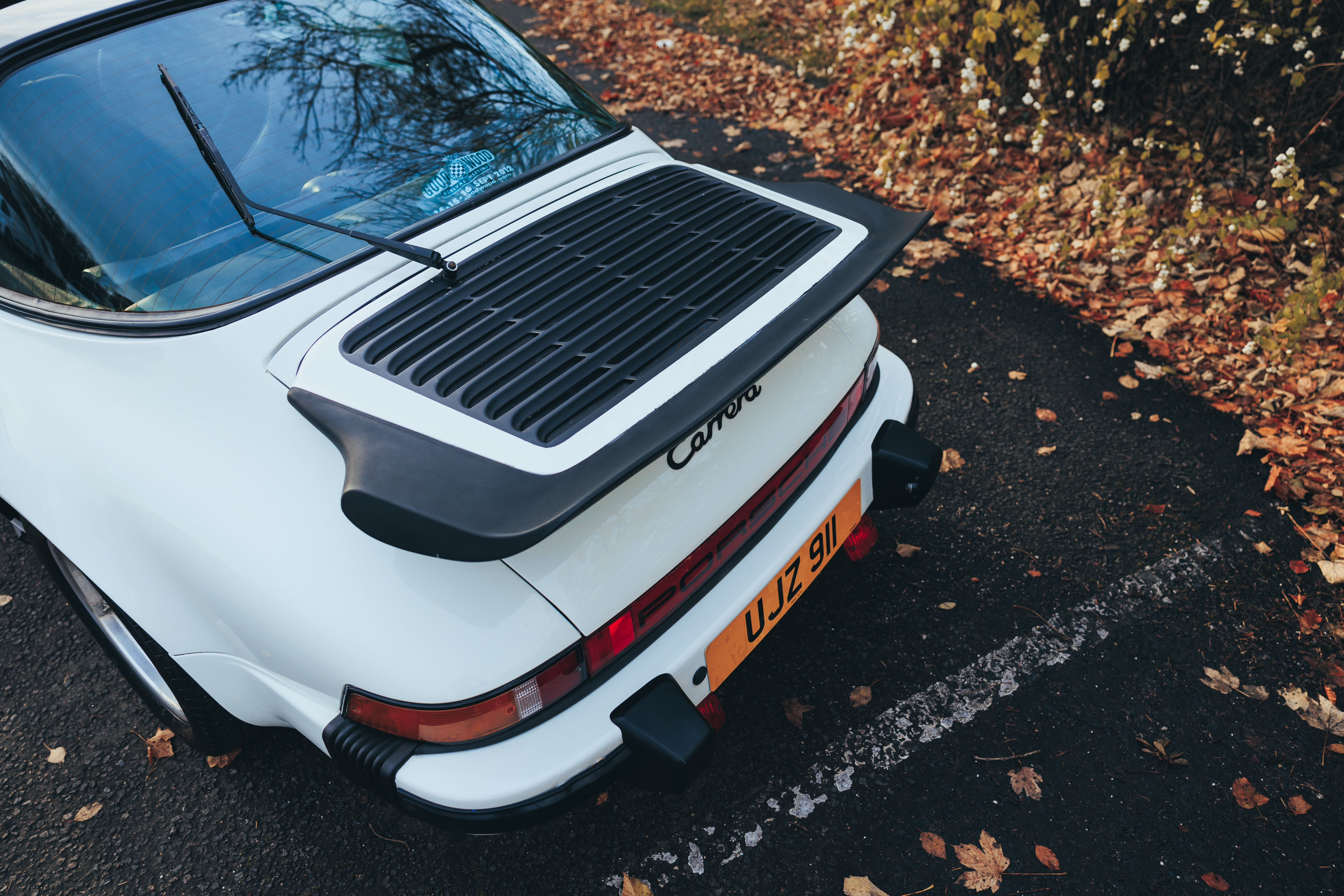 1984 PORSCHE 911 CARRERA 3.2 TARGA