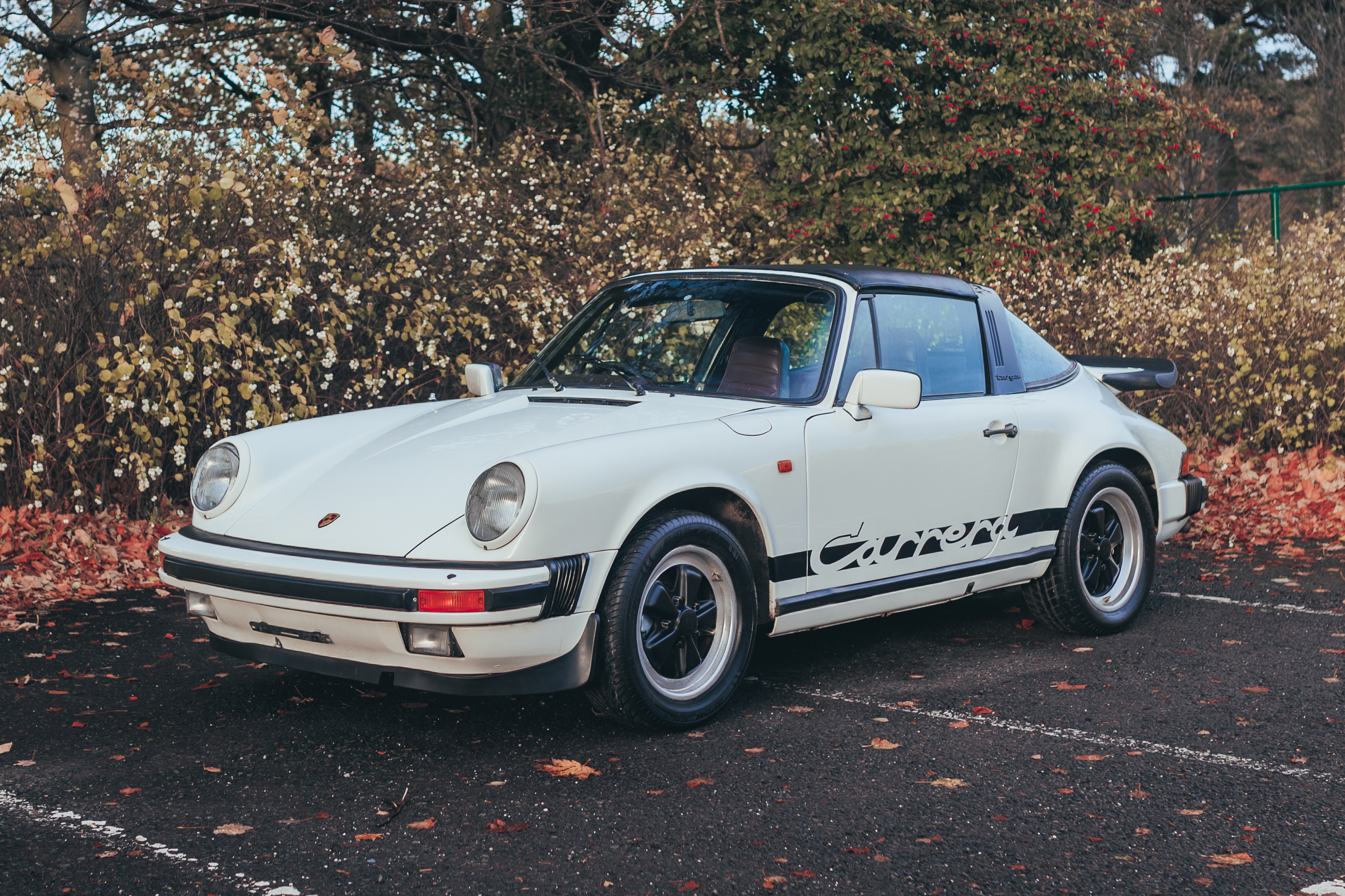 1984 PORSCHE 911 CARRERA 3.2 TARGA