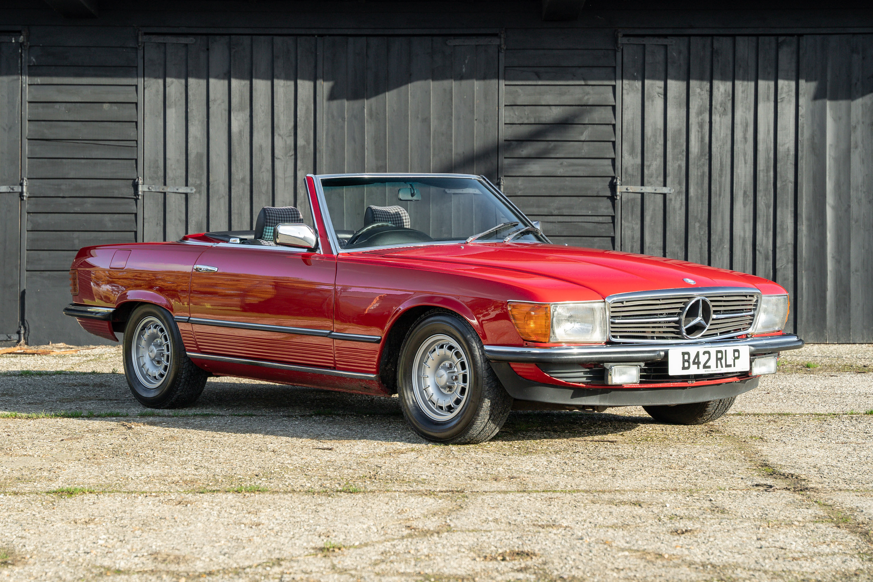 1985 MERCEDES-BENZ (R107) 380 SL