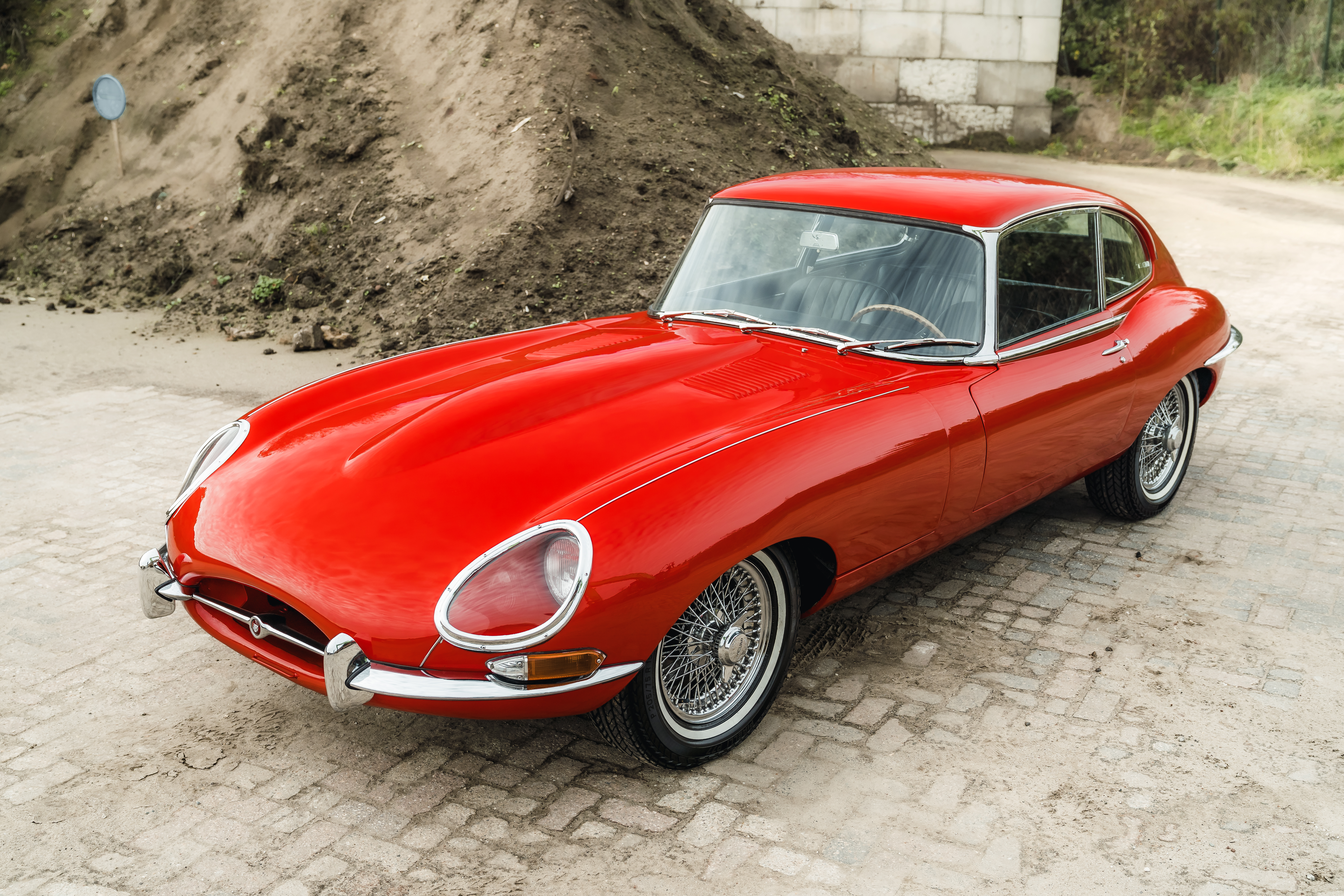 1967 JAGUAR E-TYPE SERIES 1 4.2 2+2