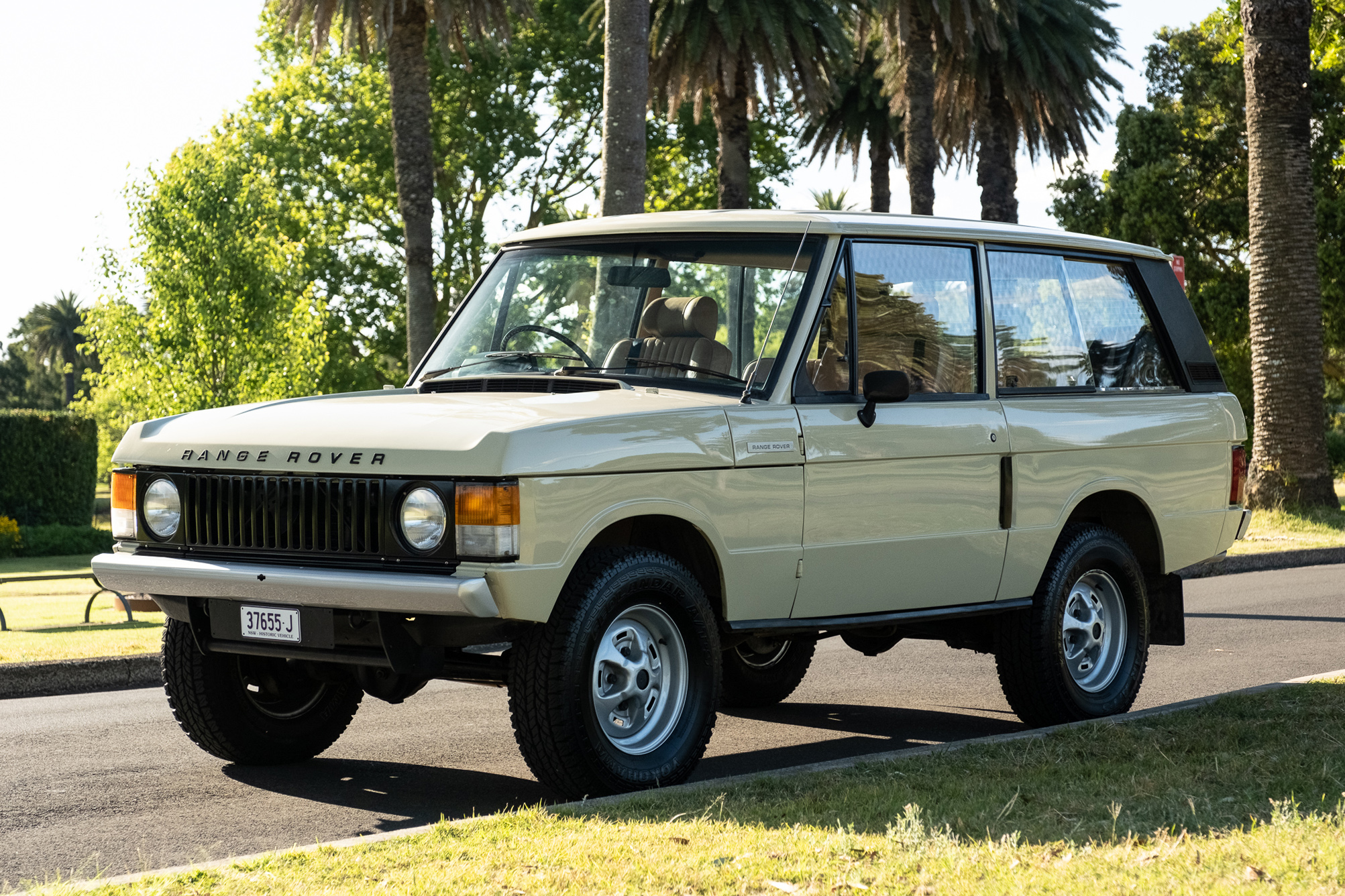 1978-range-rover-classic-2-door-suffix-f