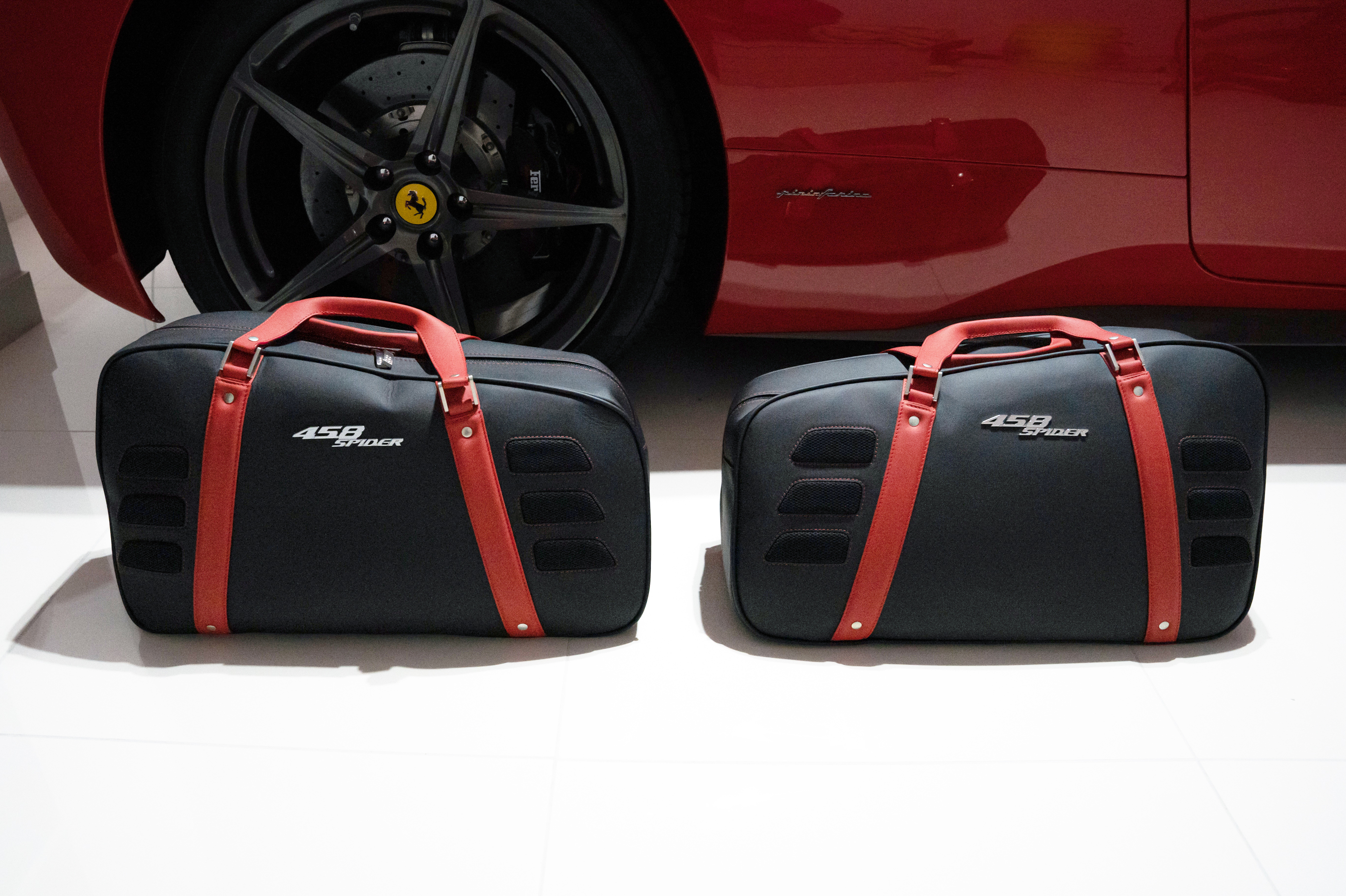 SCHEDONI LUGGAGE FOR FERRARI 458 SPIDER For Sale by Auction in