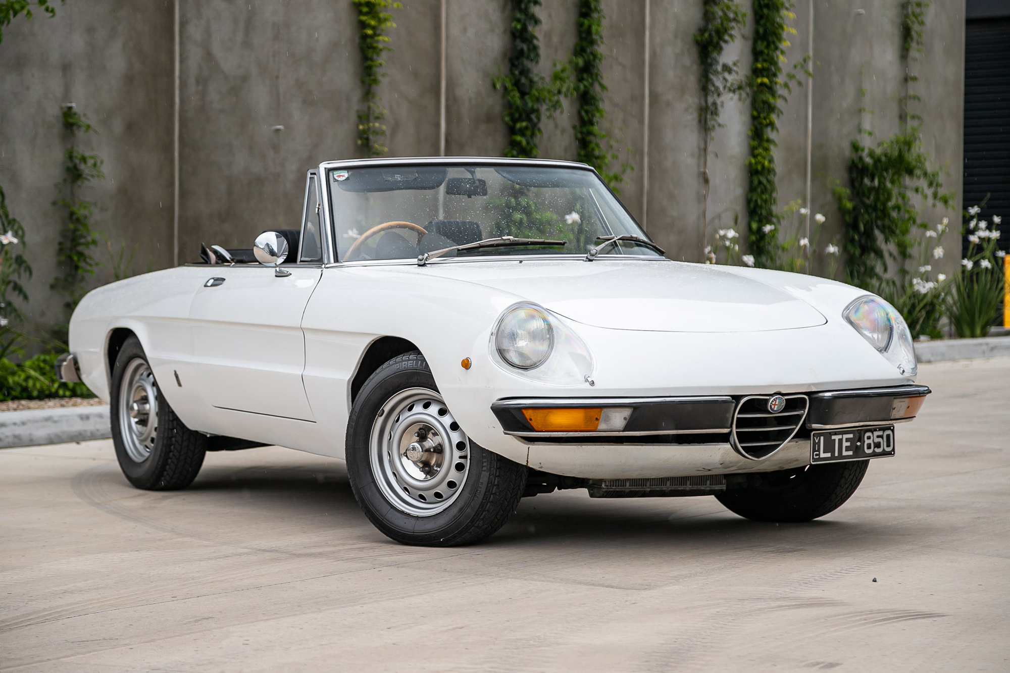 1974 ALFA ROMEO 2000 SPIDER