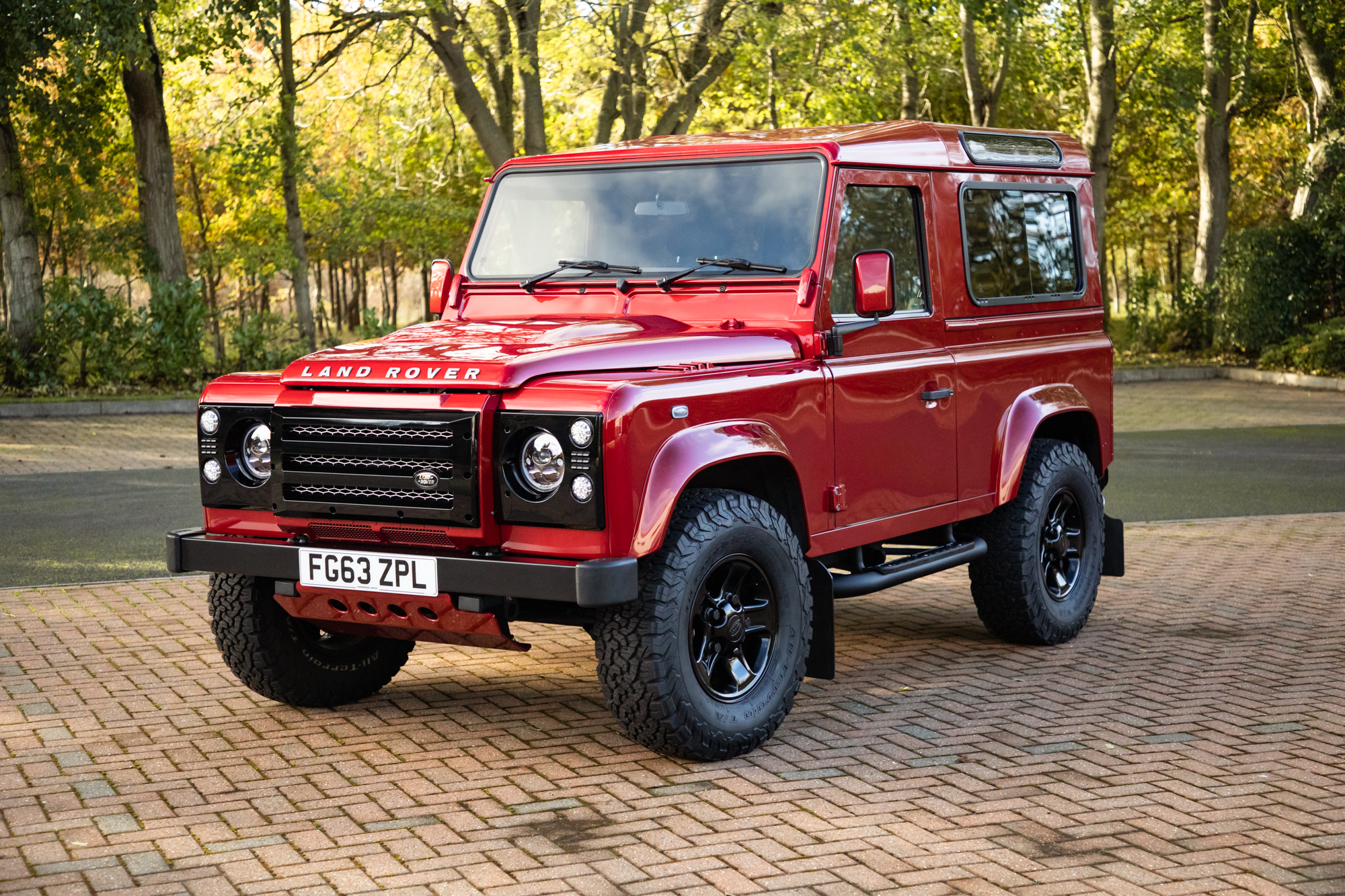 2013 LAND ROVER DEFENDER 90 XS - 11,069 MILES