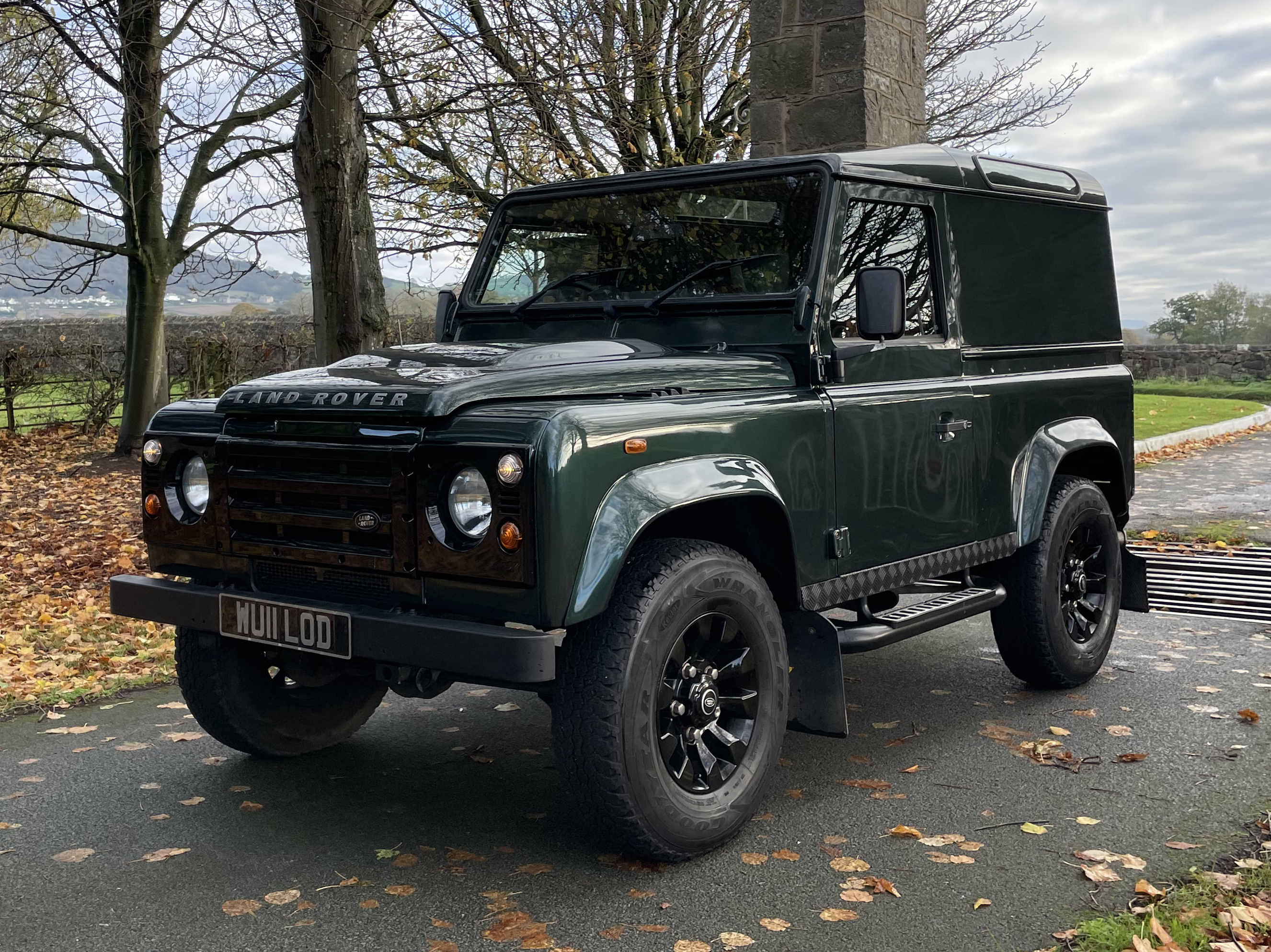 2011 LAND ROVER DEFENDER 90 HARD TOP