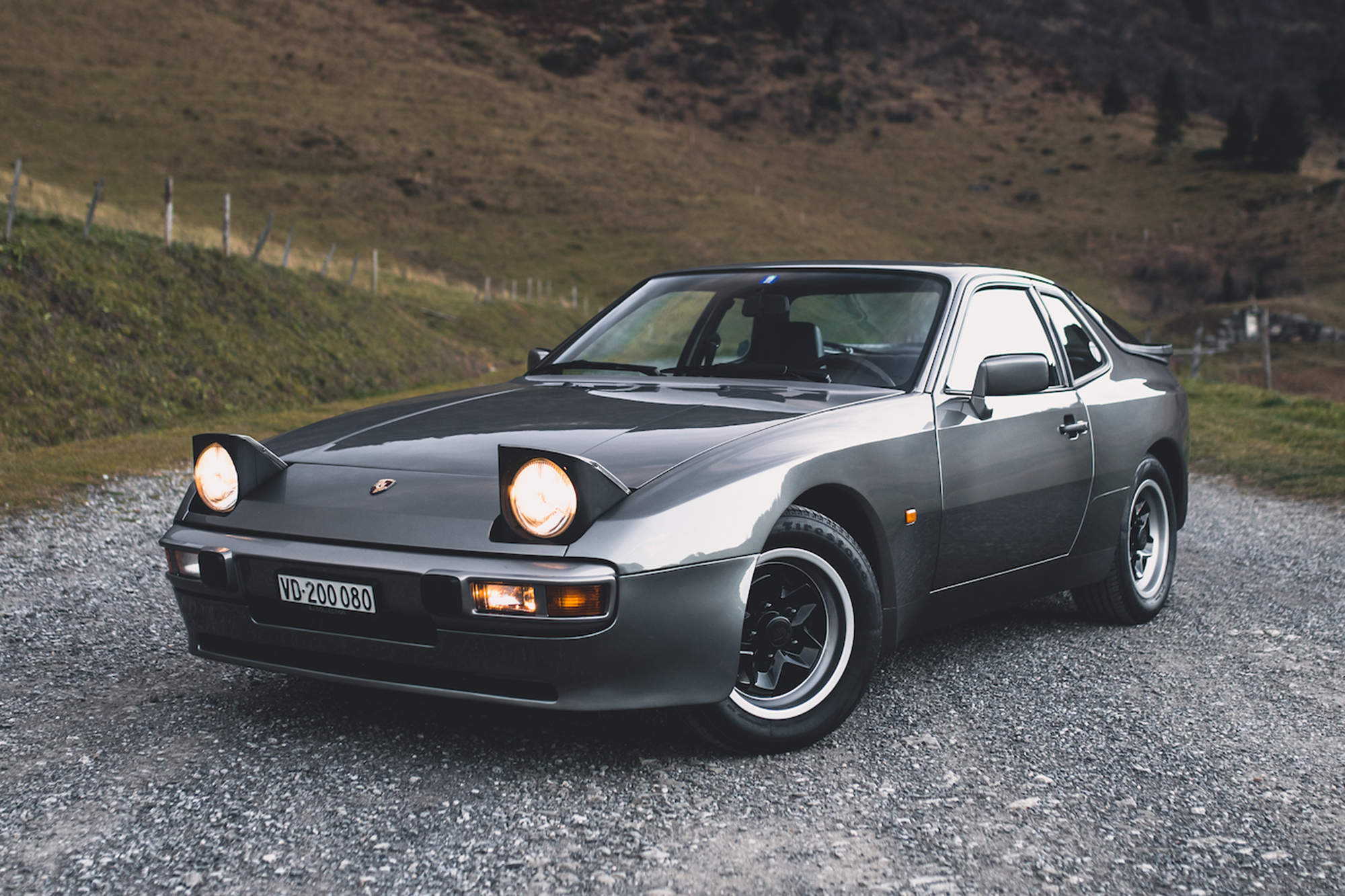 1986 PORSCHE 944