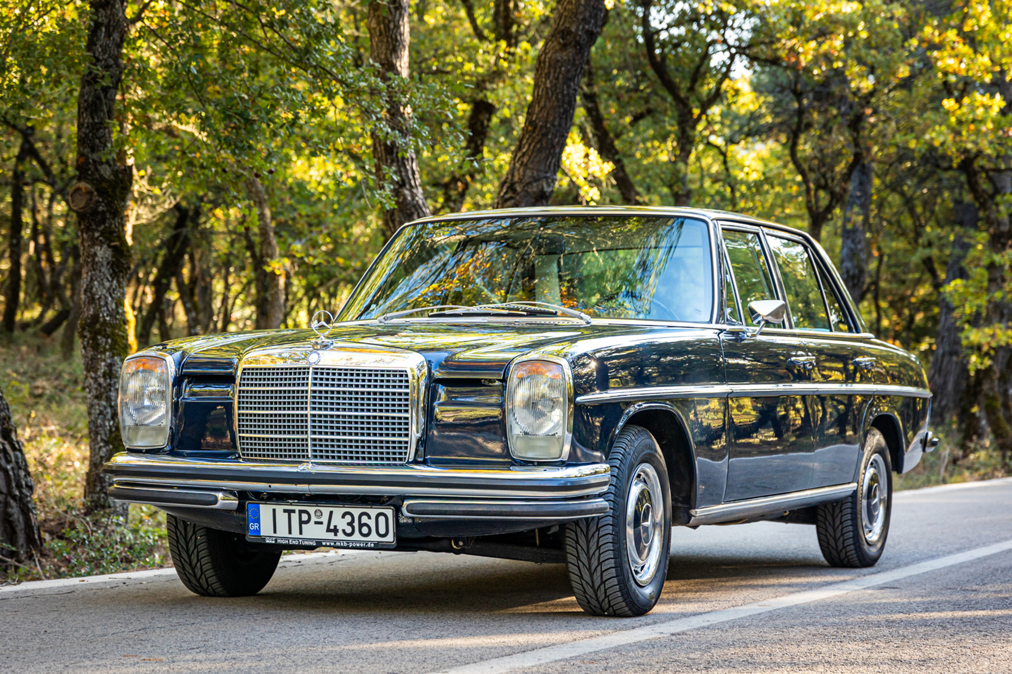 1972 MERCEDES-BENZ (W114) 250 - EX ALEXANDER ONASSIS