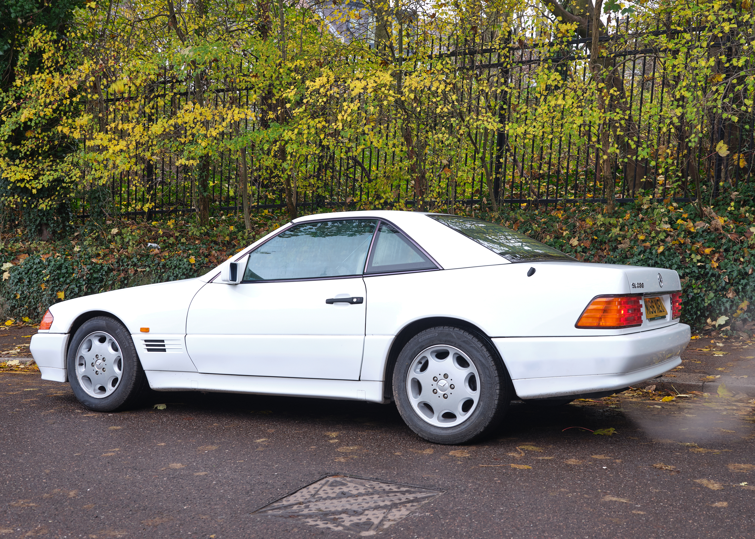 1994 MERCEDES-BENZ (R129) SL 280