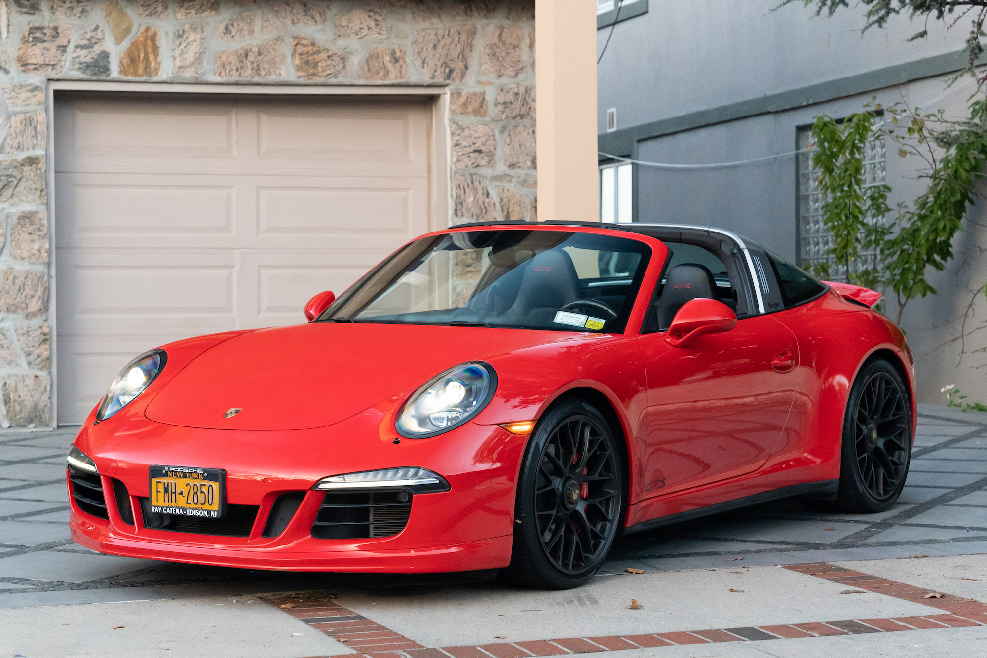 2016 PORSCHE 911 (991) TARGA 4 GTS - 16,630 MILES