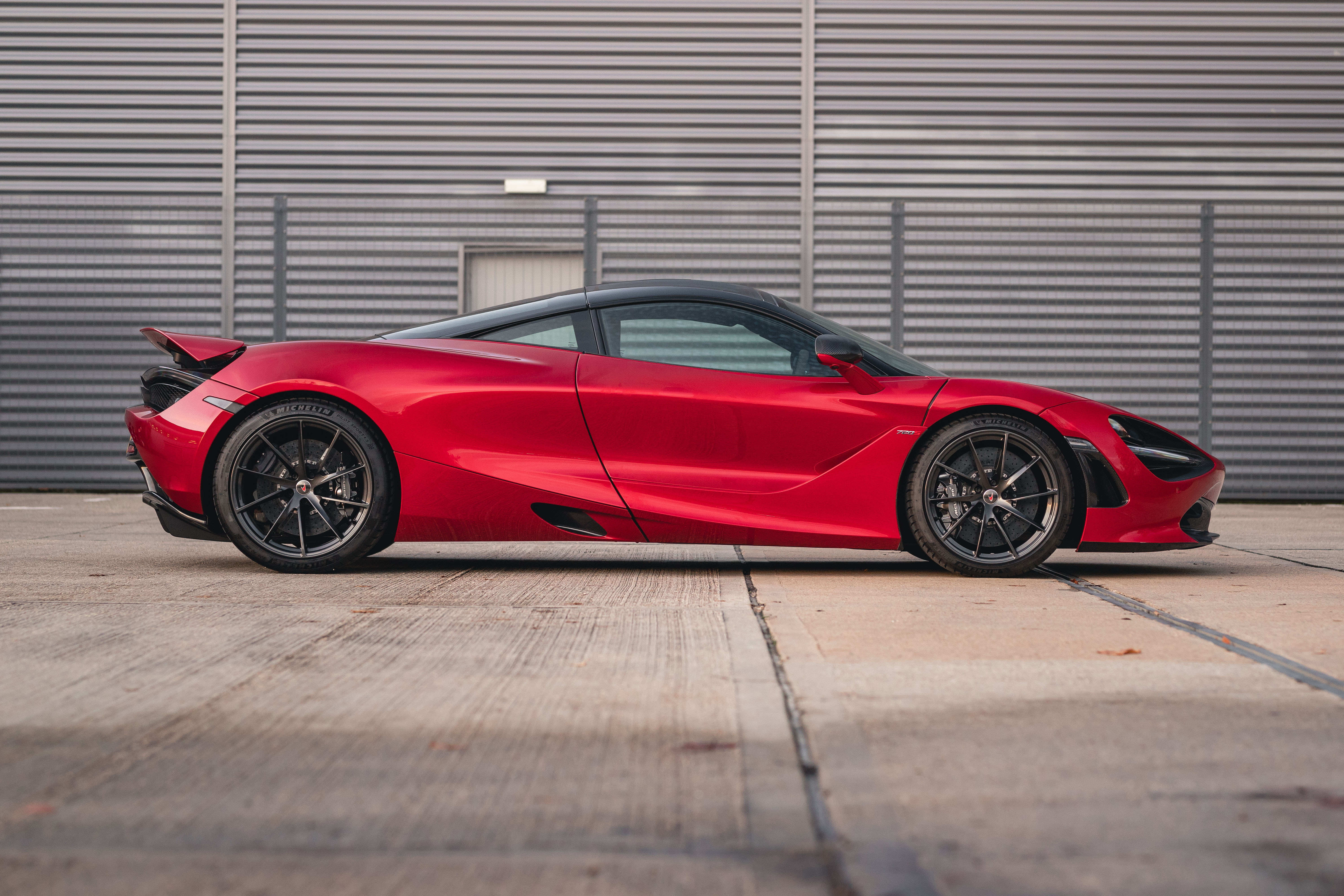 2017-mclaren-720s-for-sale-by-auction-in-newbury-berkshire-united-kingdom
