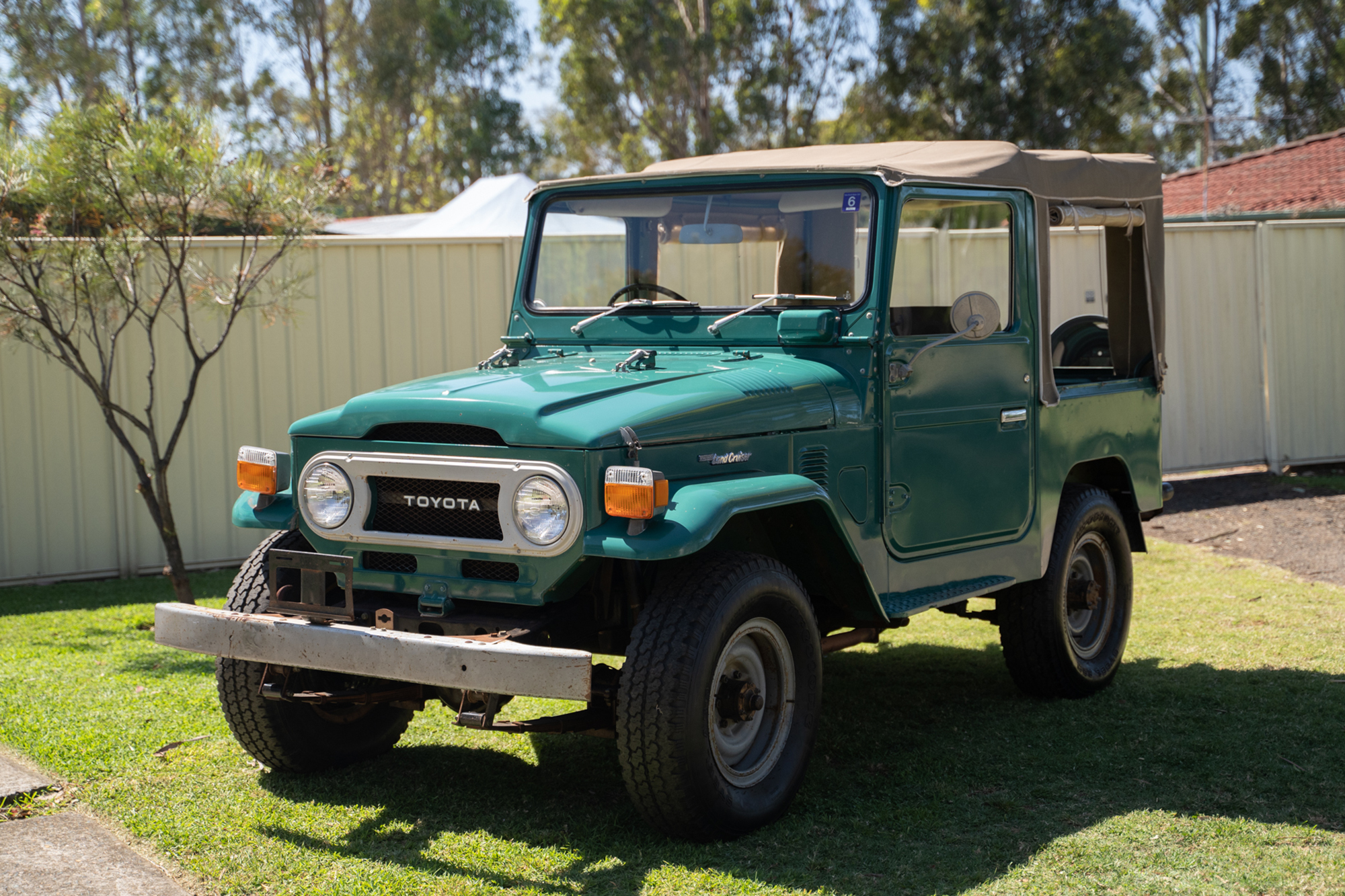 1976 Toyota FJ40 Land Cruiser