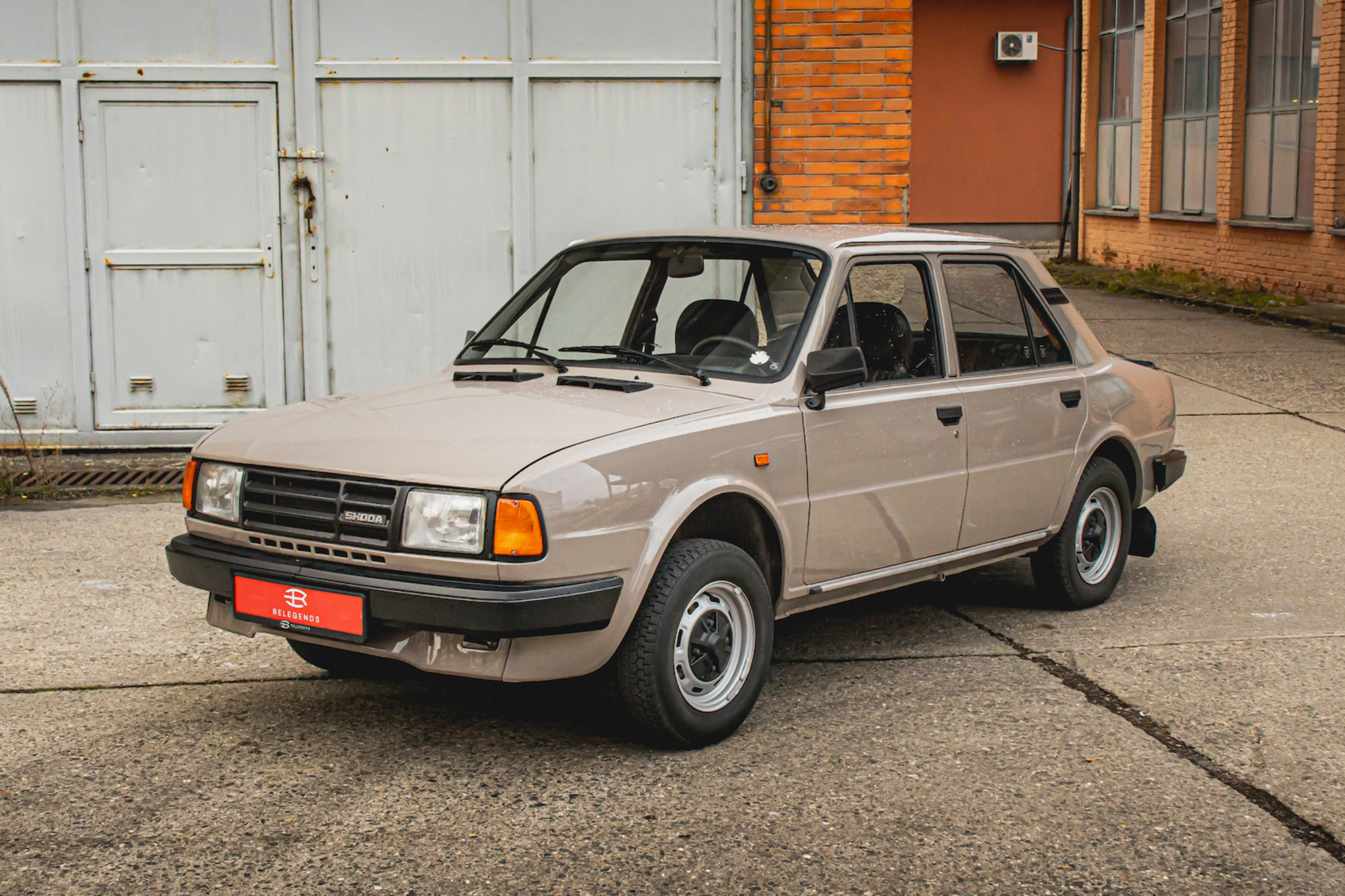 1987 SKODA 120L