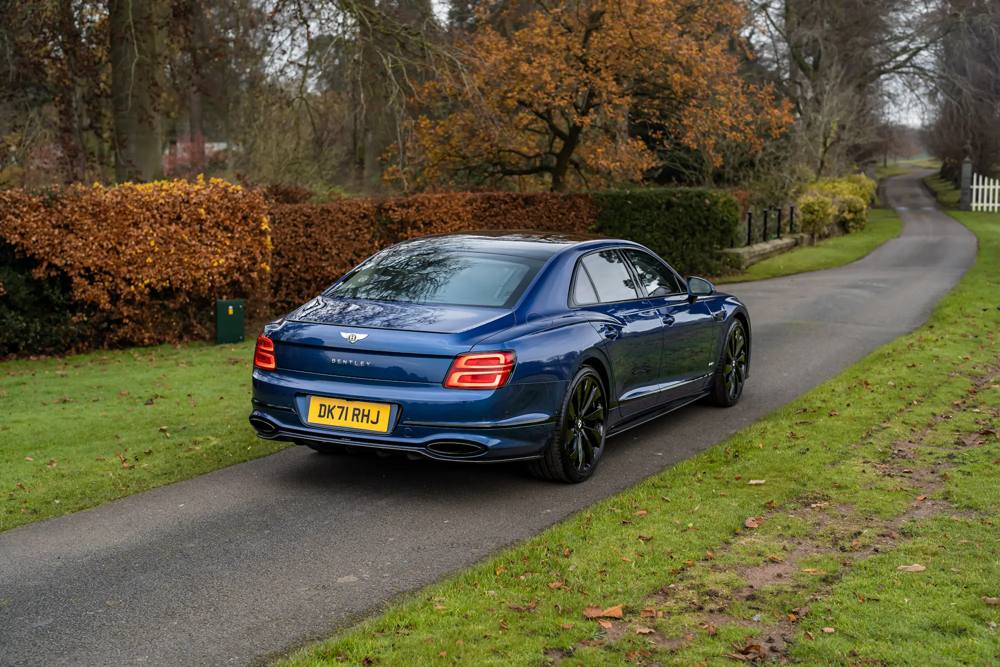 2021 BENTLEY FLYING SPUR W12 - 3,680 MILES