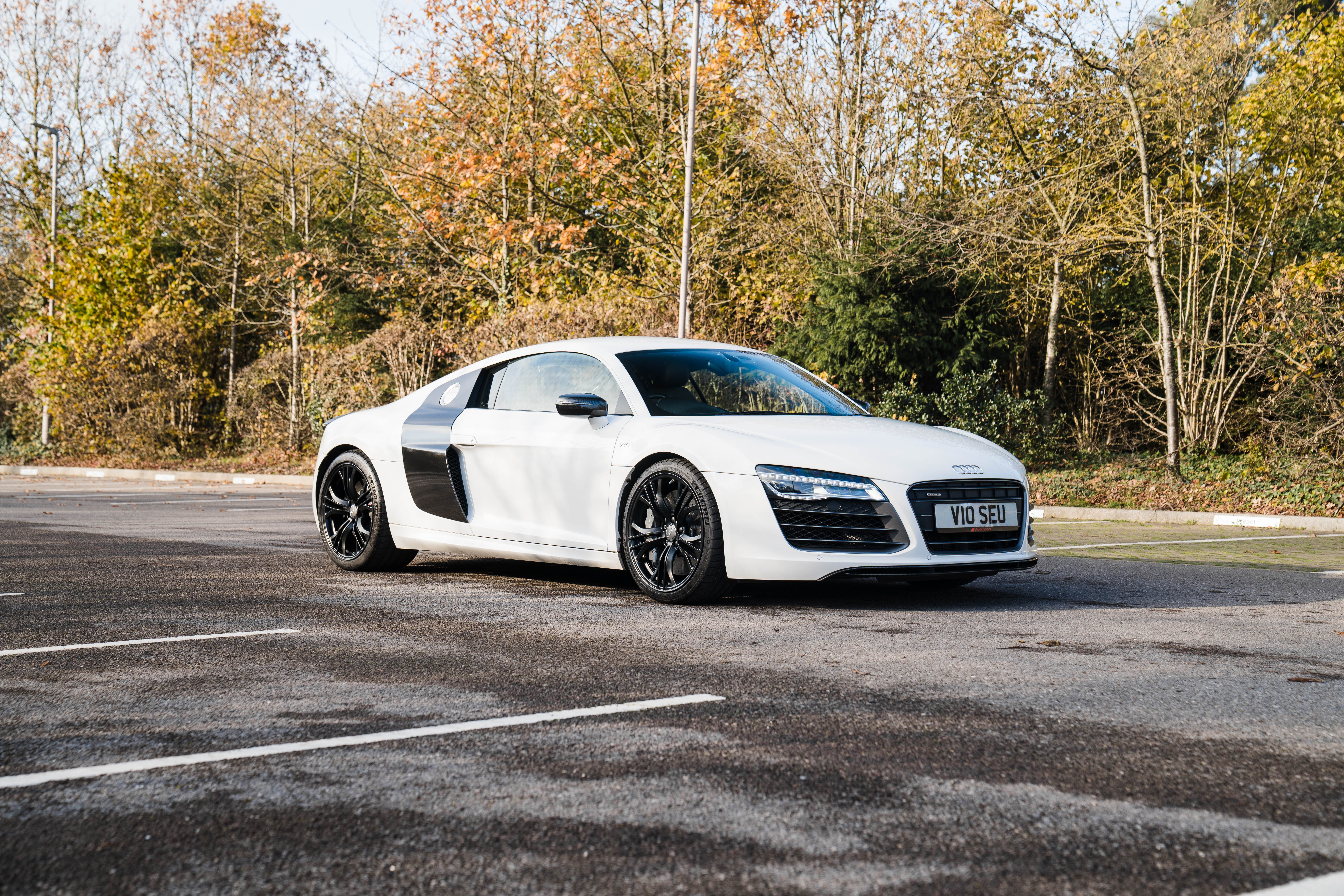 2014 AUDI R8 V10 PLUS