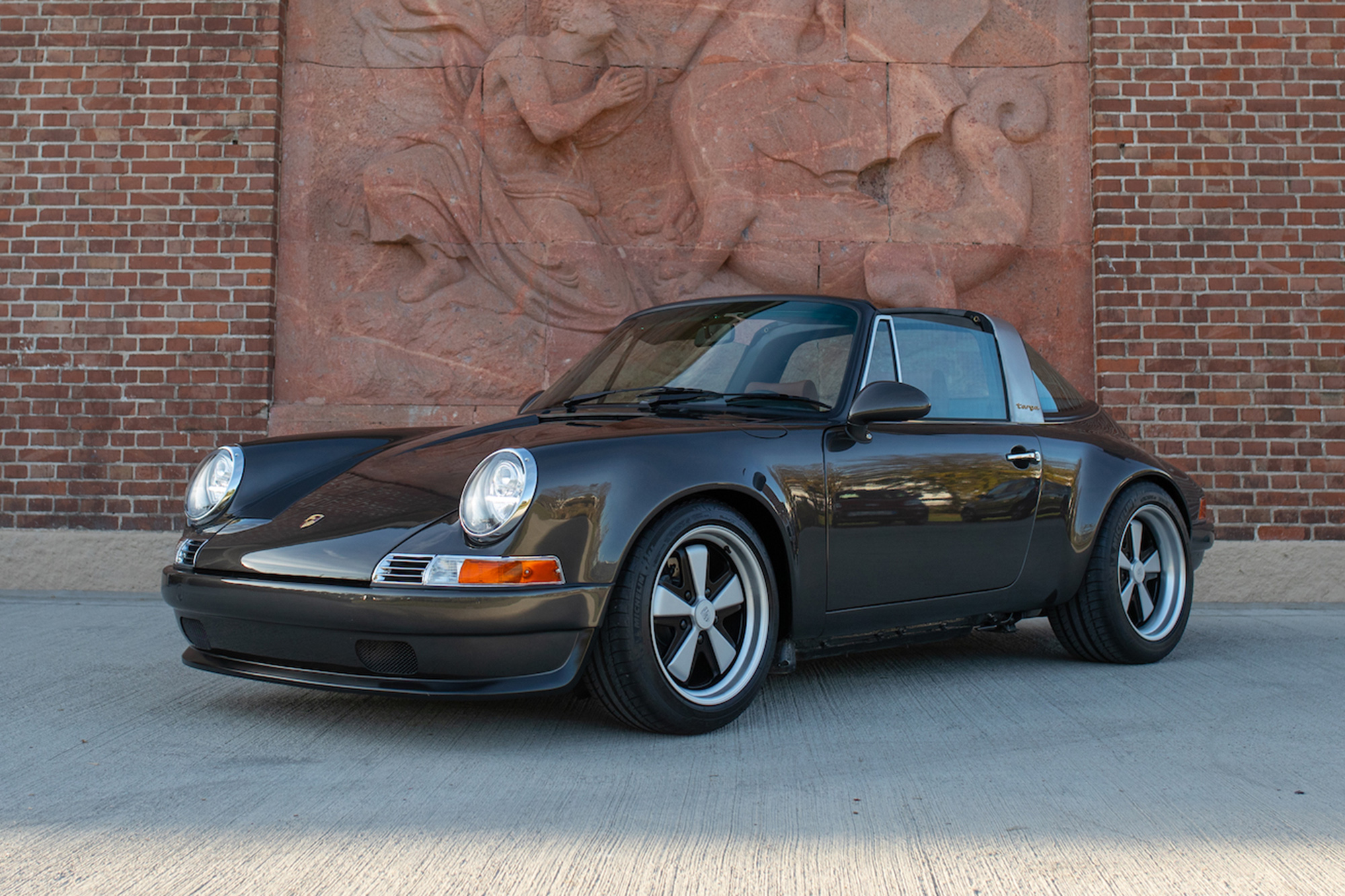 1990 PORSCHE 911 (964) TARGA - BACKDATE  - 601KM