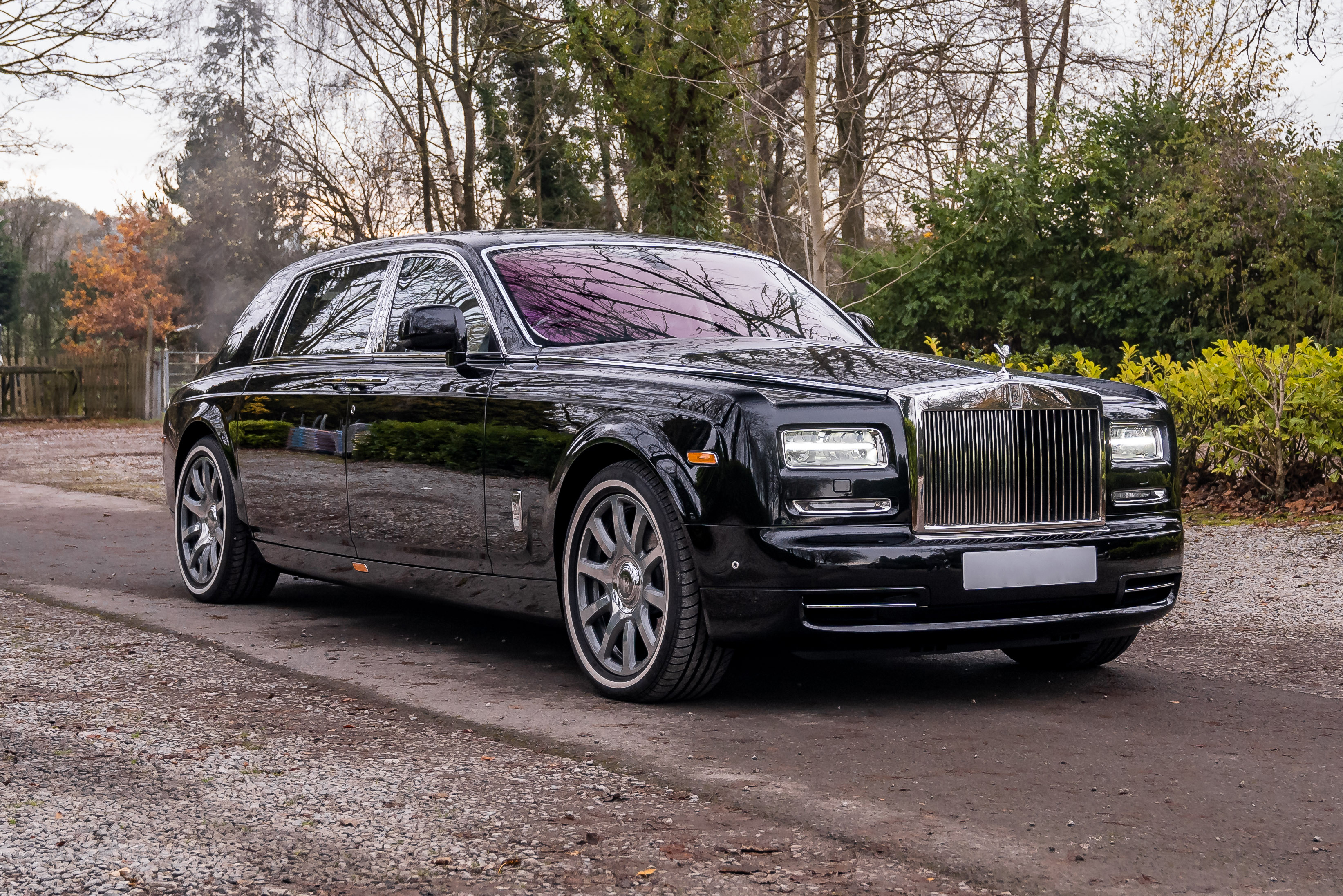 2015 ROLLS-ROYCE PHANTOM EWB - 2,300 MILES