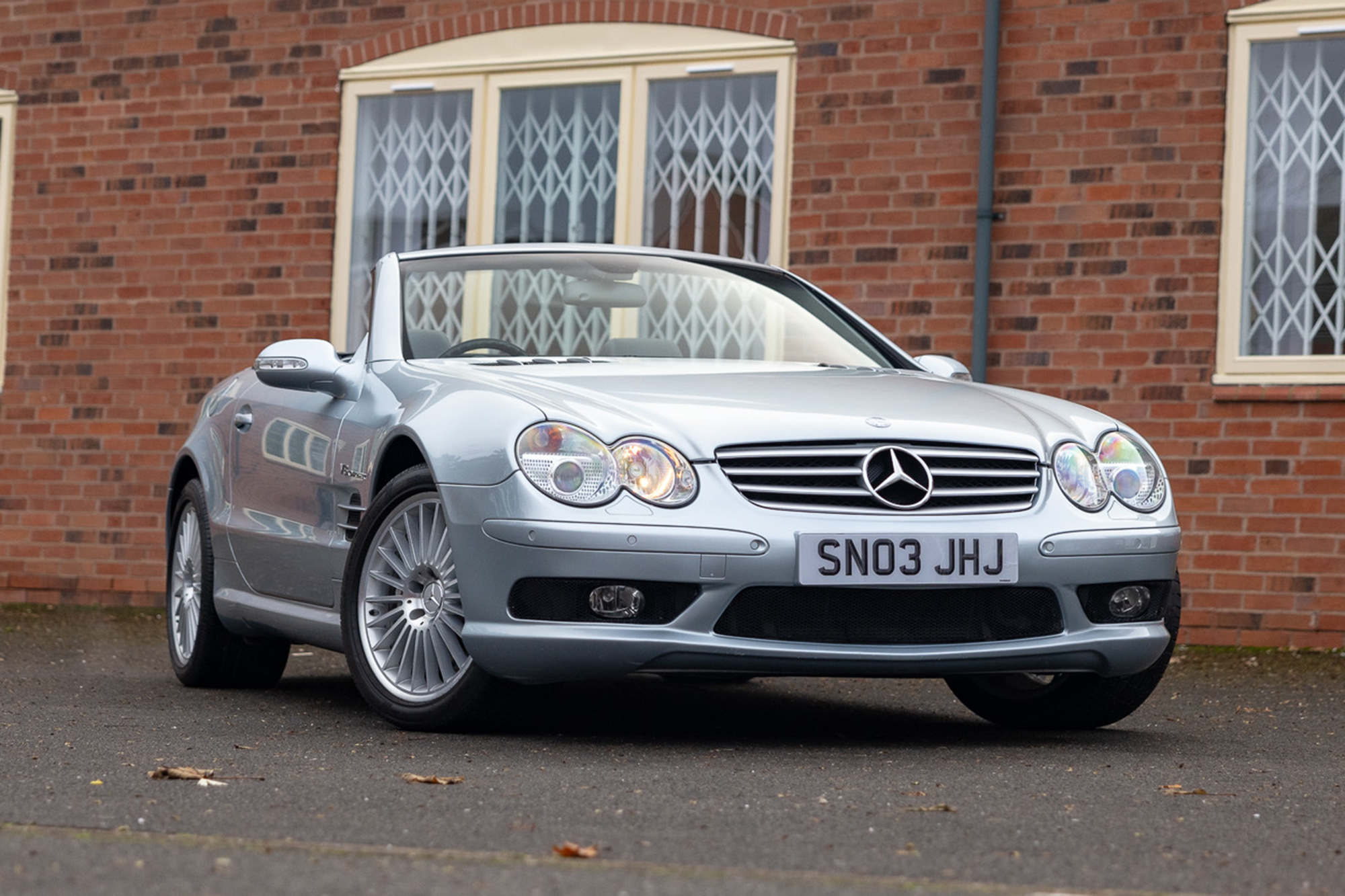 2003 MERCEDES-BENZ (R230) SL55 AMG - 30,996 MILES