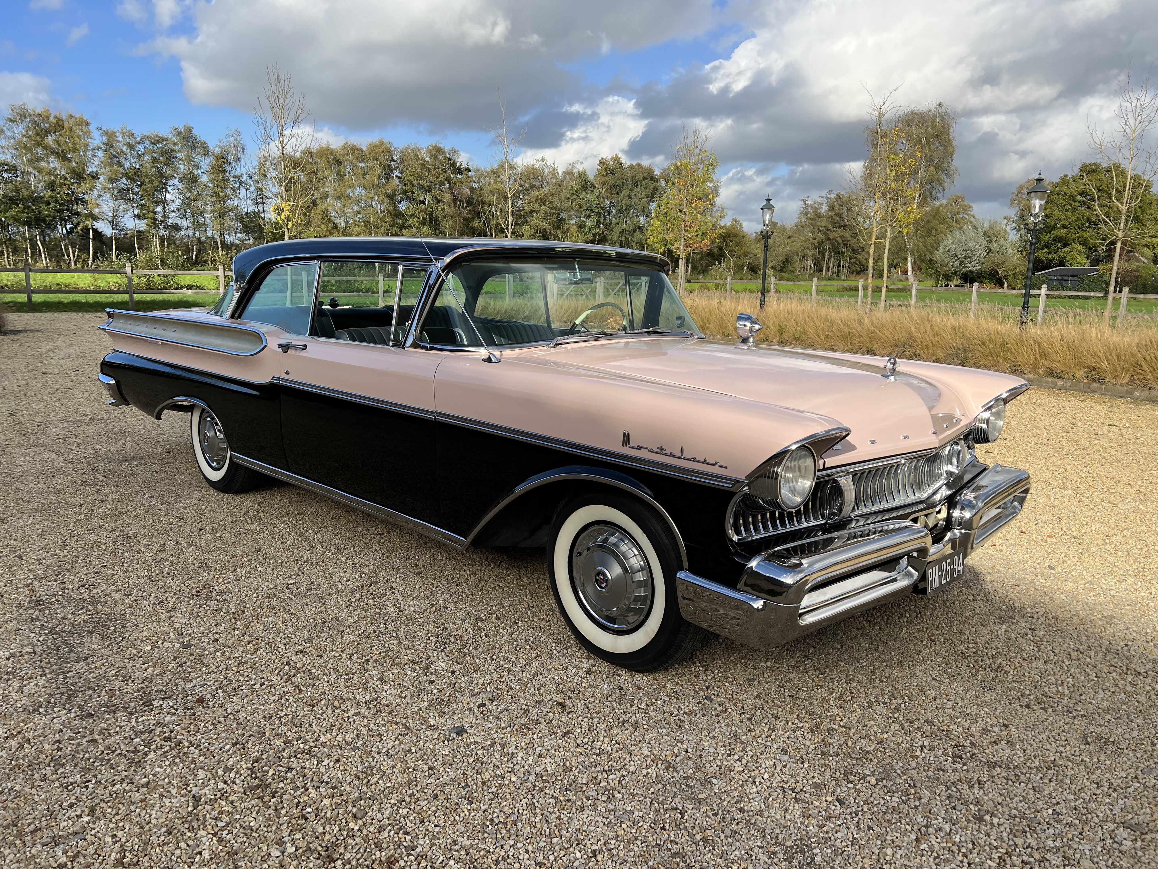 1957 MERCURY MONTCLAIR