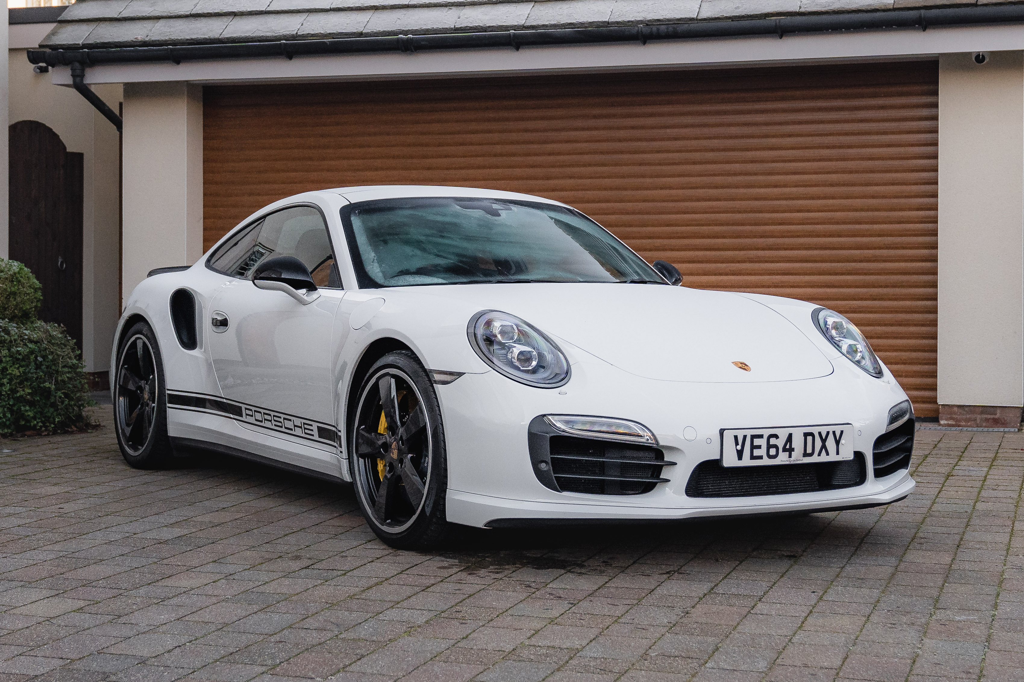 2014 PORSCHE 911 (991) TURBO S EXCLUSIVE GB EDITION - 7,909 MILES