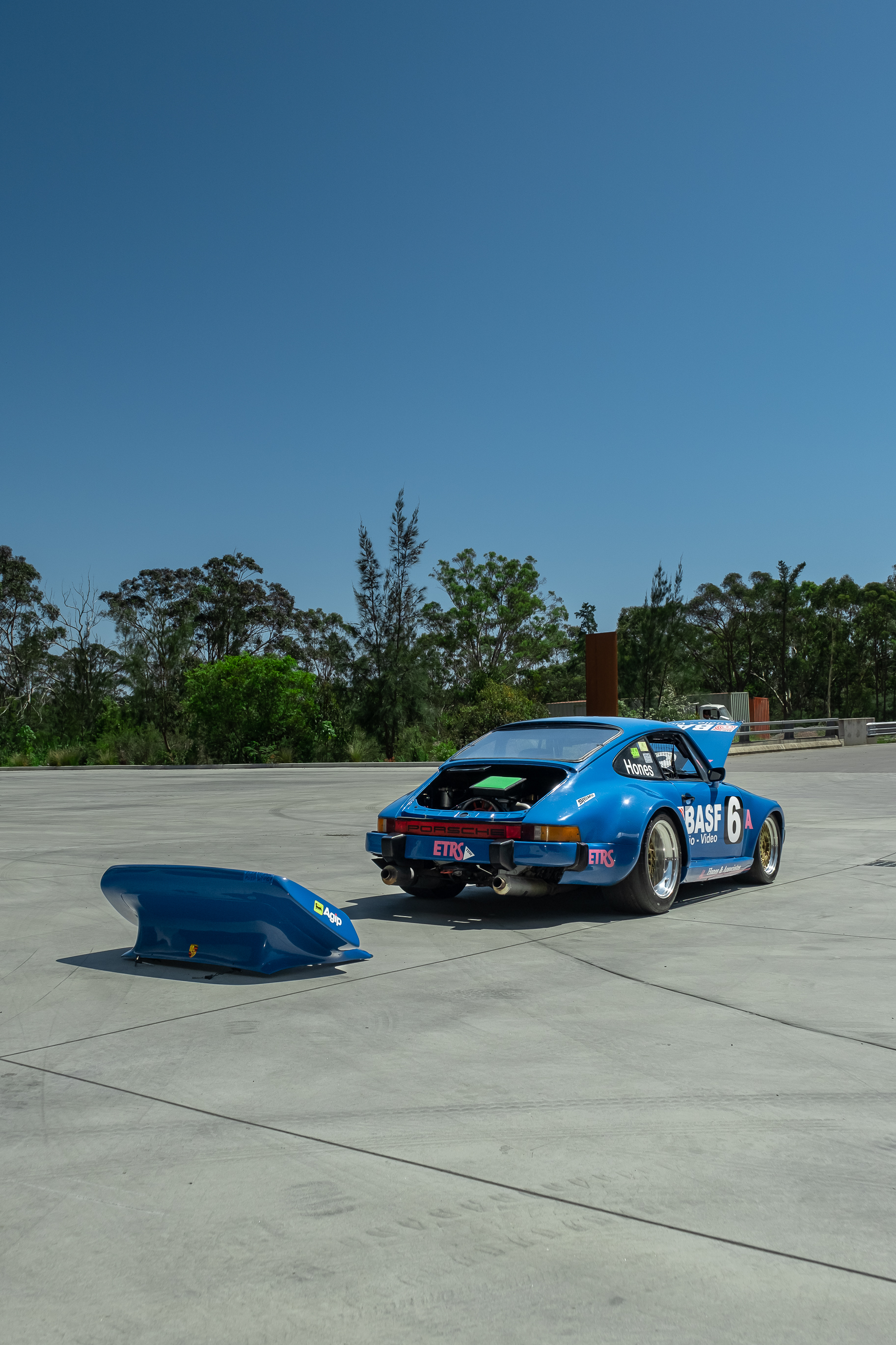 1972 PORSCHE 911 E - SLANT NOSE CONVERSION - RSR BASF RACE CAR for sale ...