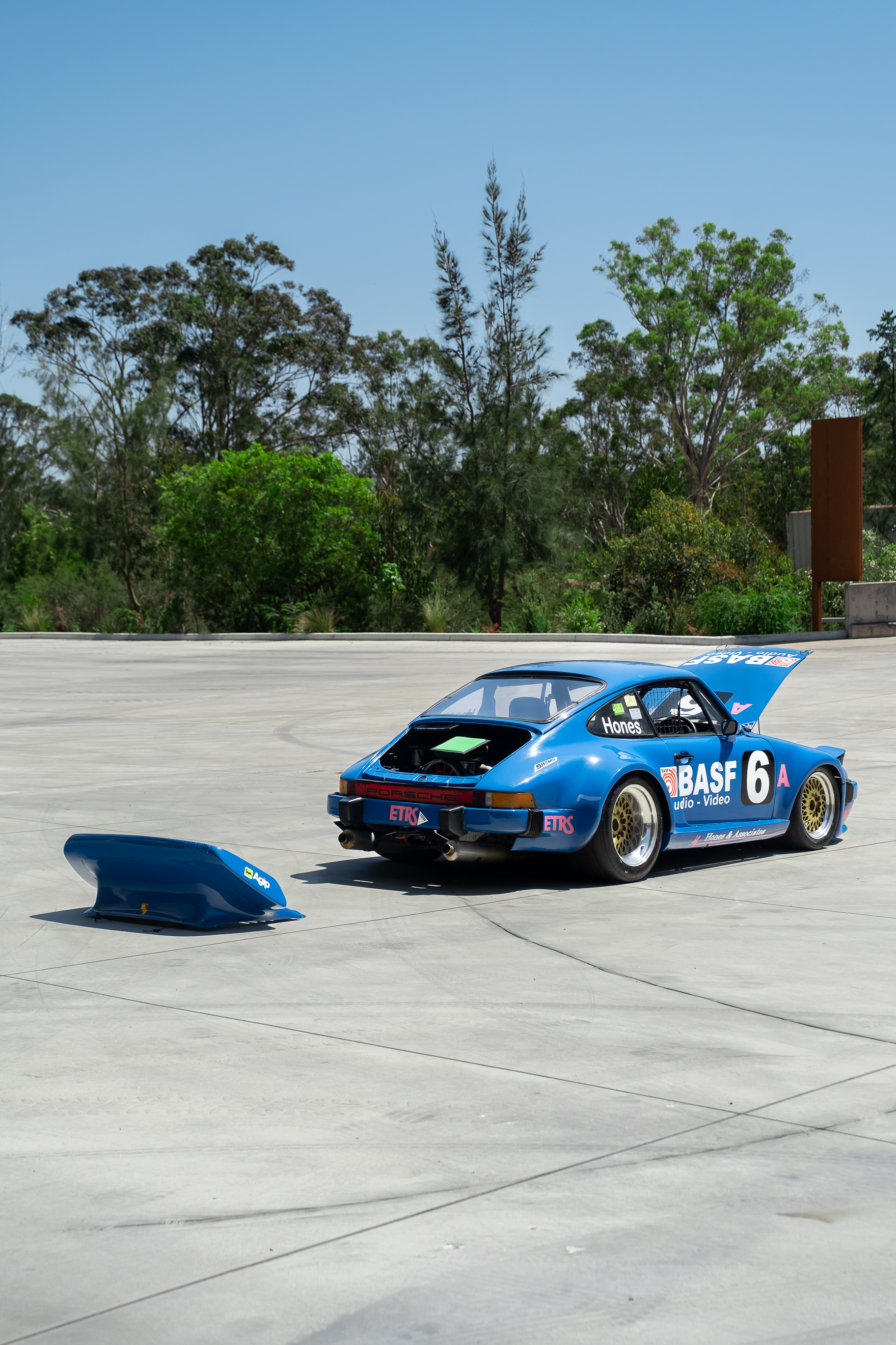 1972 PORSCHE 911 E - SLANT NOSE CONVERSION - RSR BASF RACE CAR for sale ...