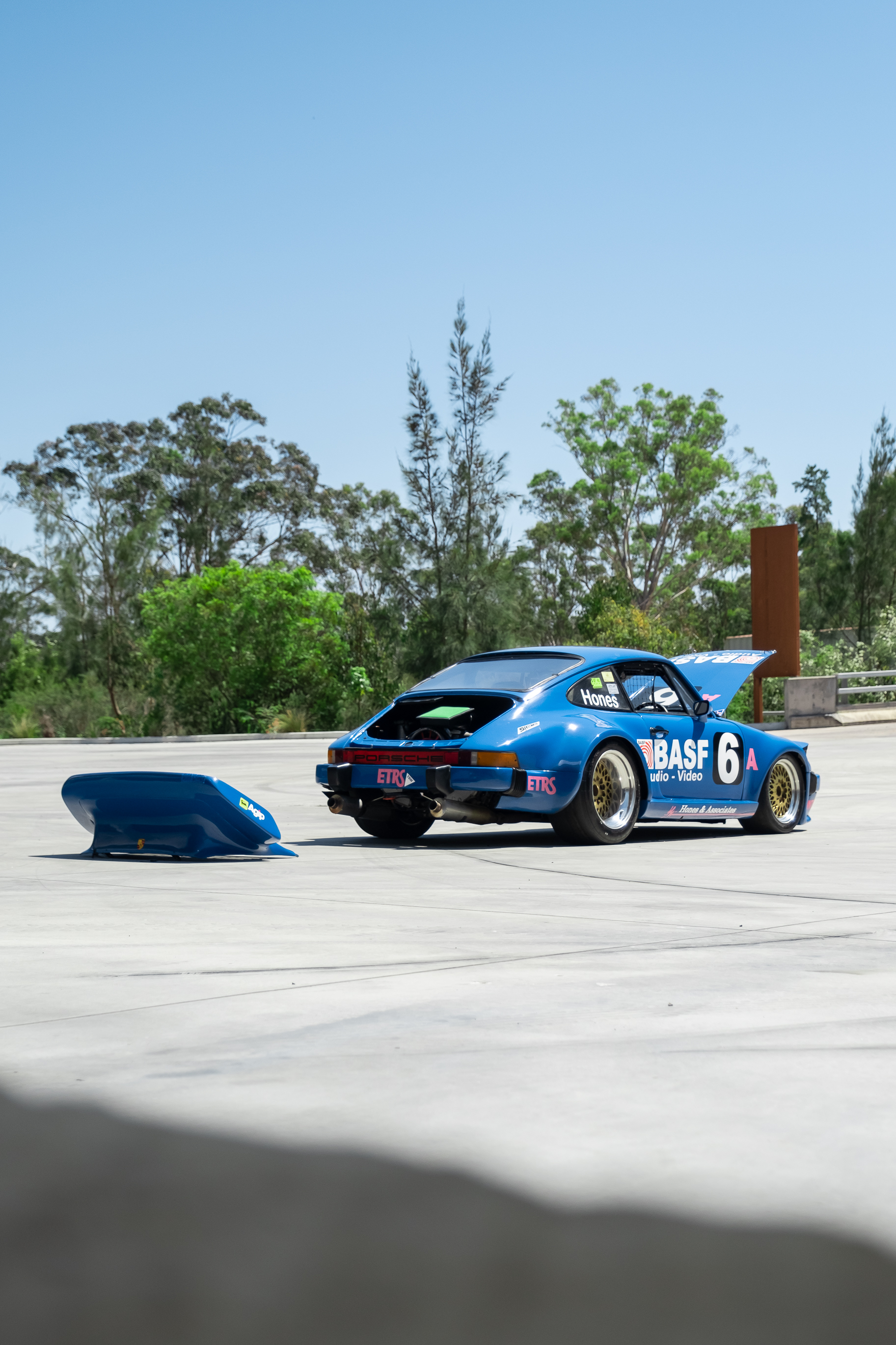1972 PORSCHE 911 E - SLANT NOSE CONVERSION - RSR BASF RACE CAR for sale ...