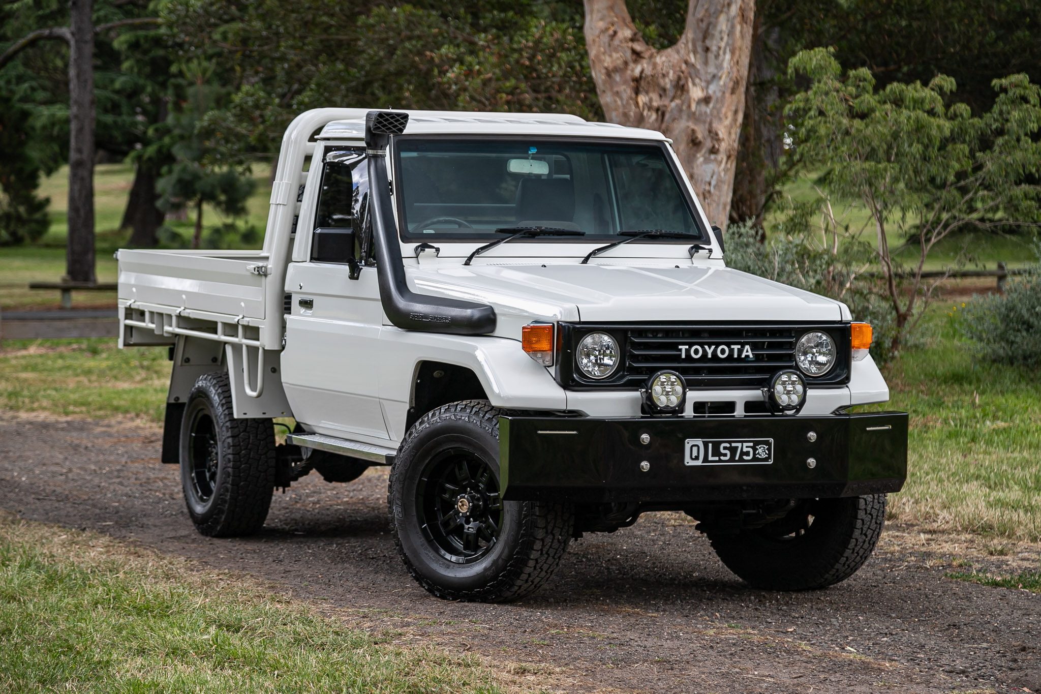 1990 TOYOTA FJ75 LAND CRUISER PICK UP - LS1 V8