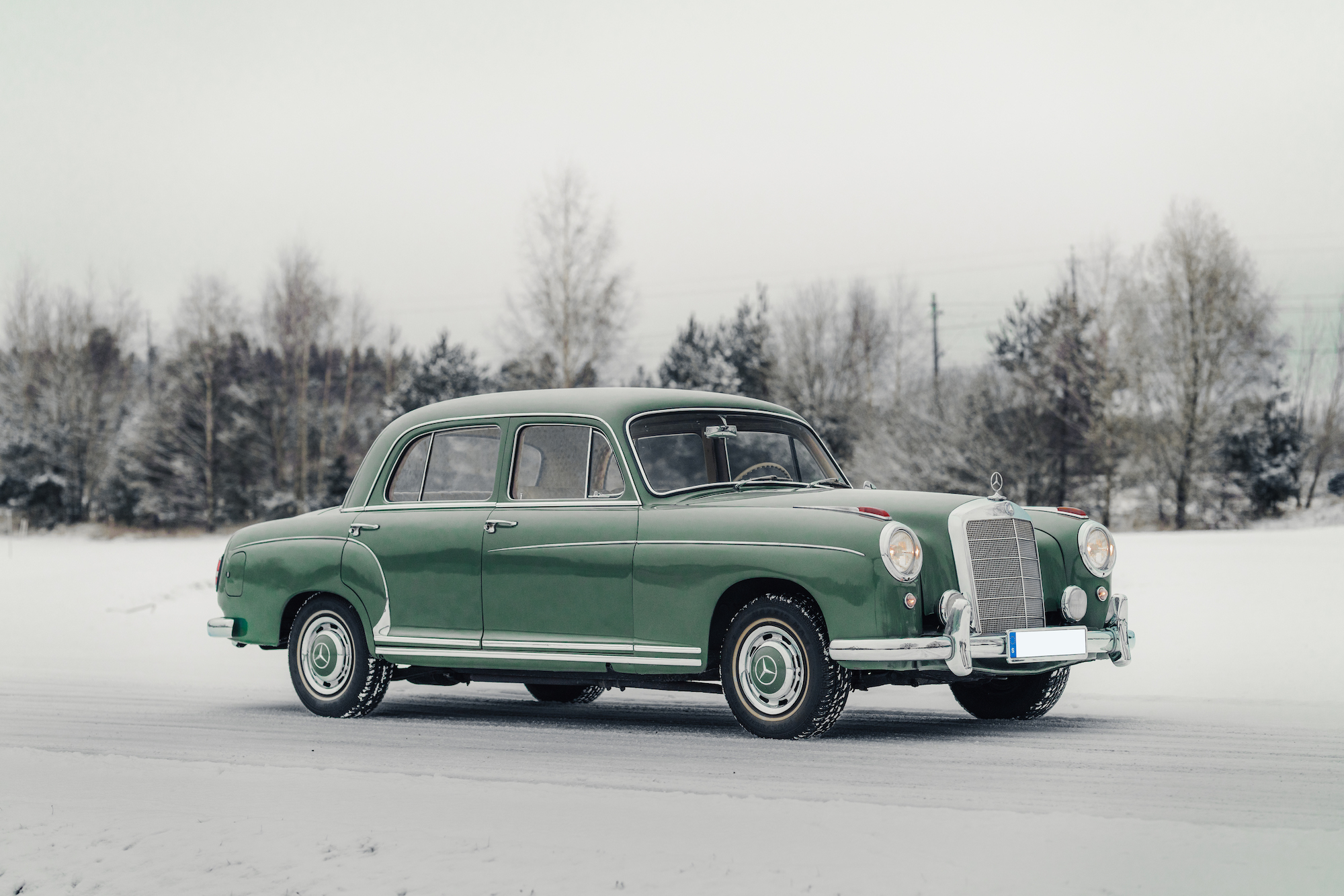 1958 MERCEDES-BENZ (W180) 220 S PONTON SALOON