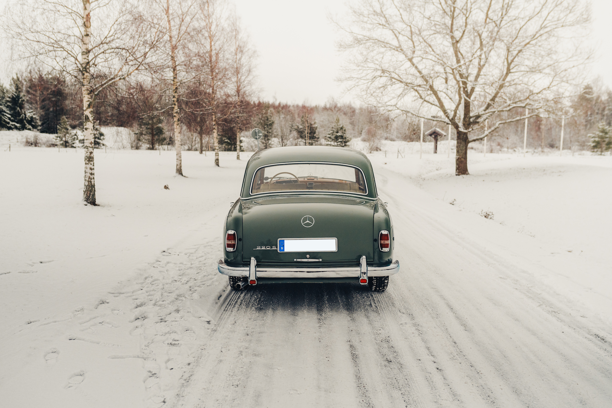 1958 MERCEDES-BENZ (W180) 220 S PONTON SALOON