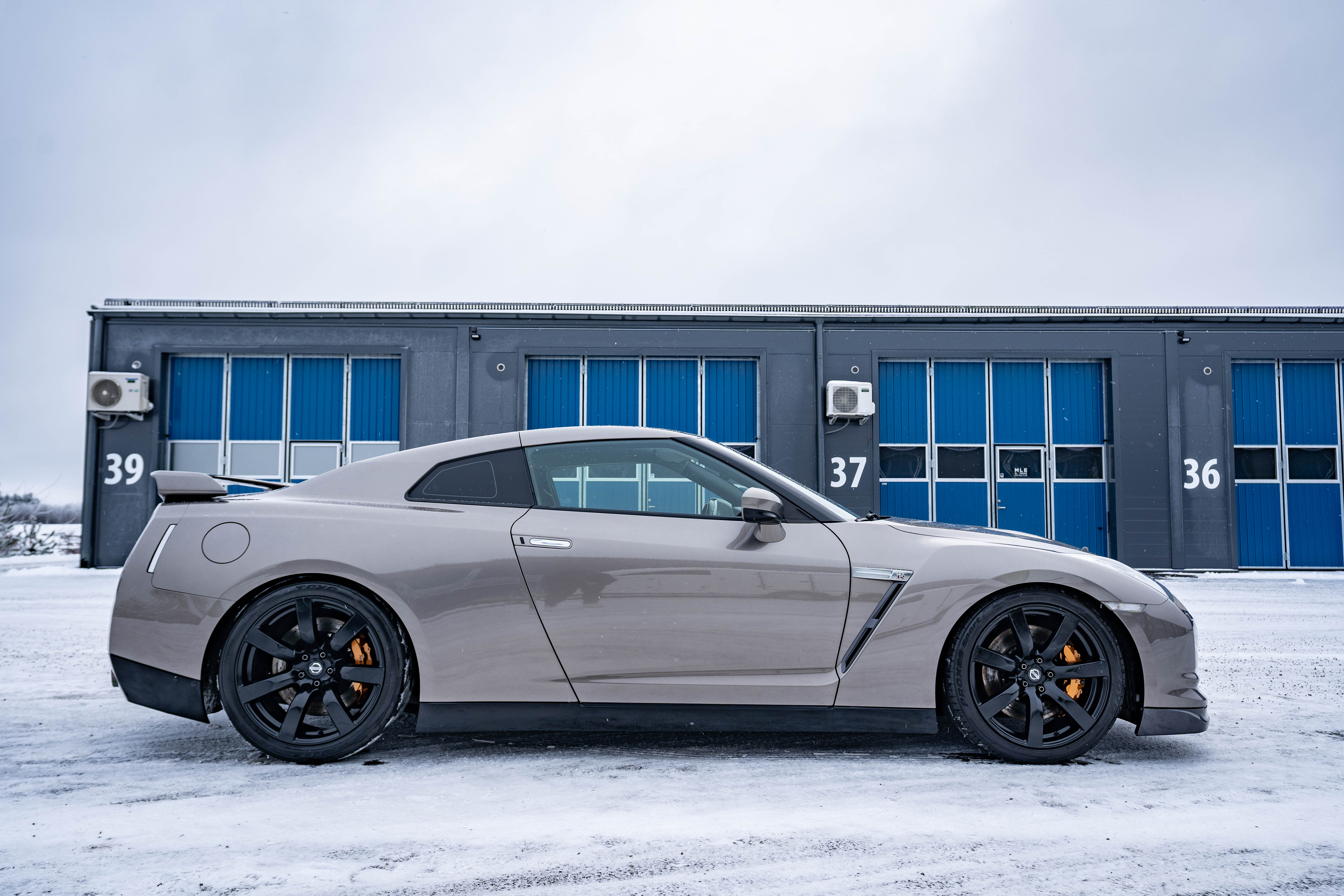 2009 NISSAN (R35) GT-R