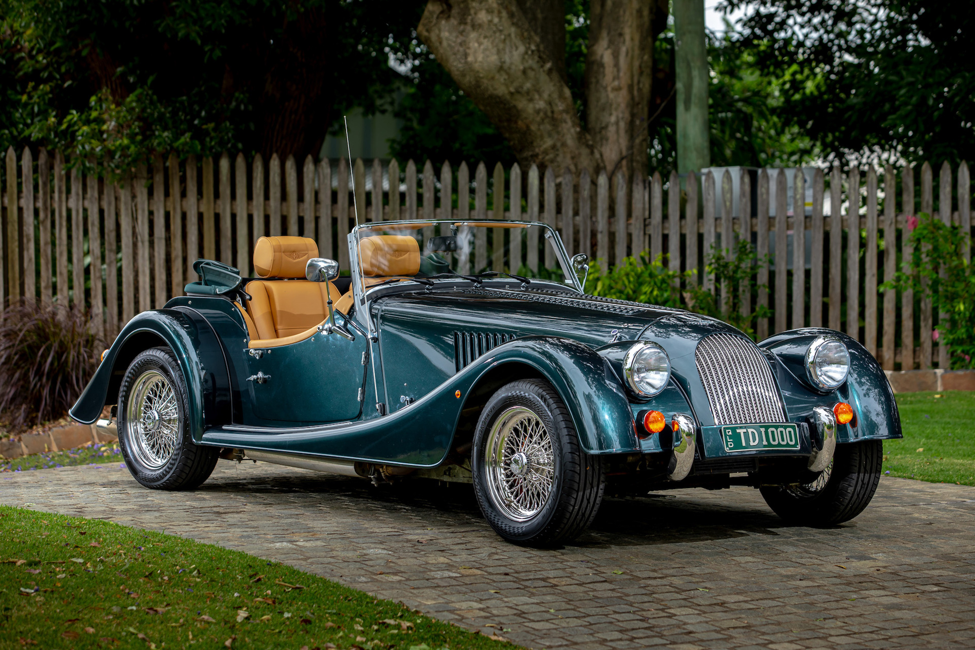 2015 MORGAN PLUS FOUR – 5,297 KM