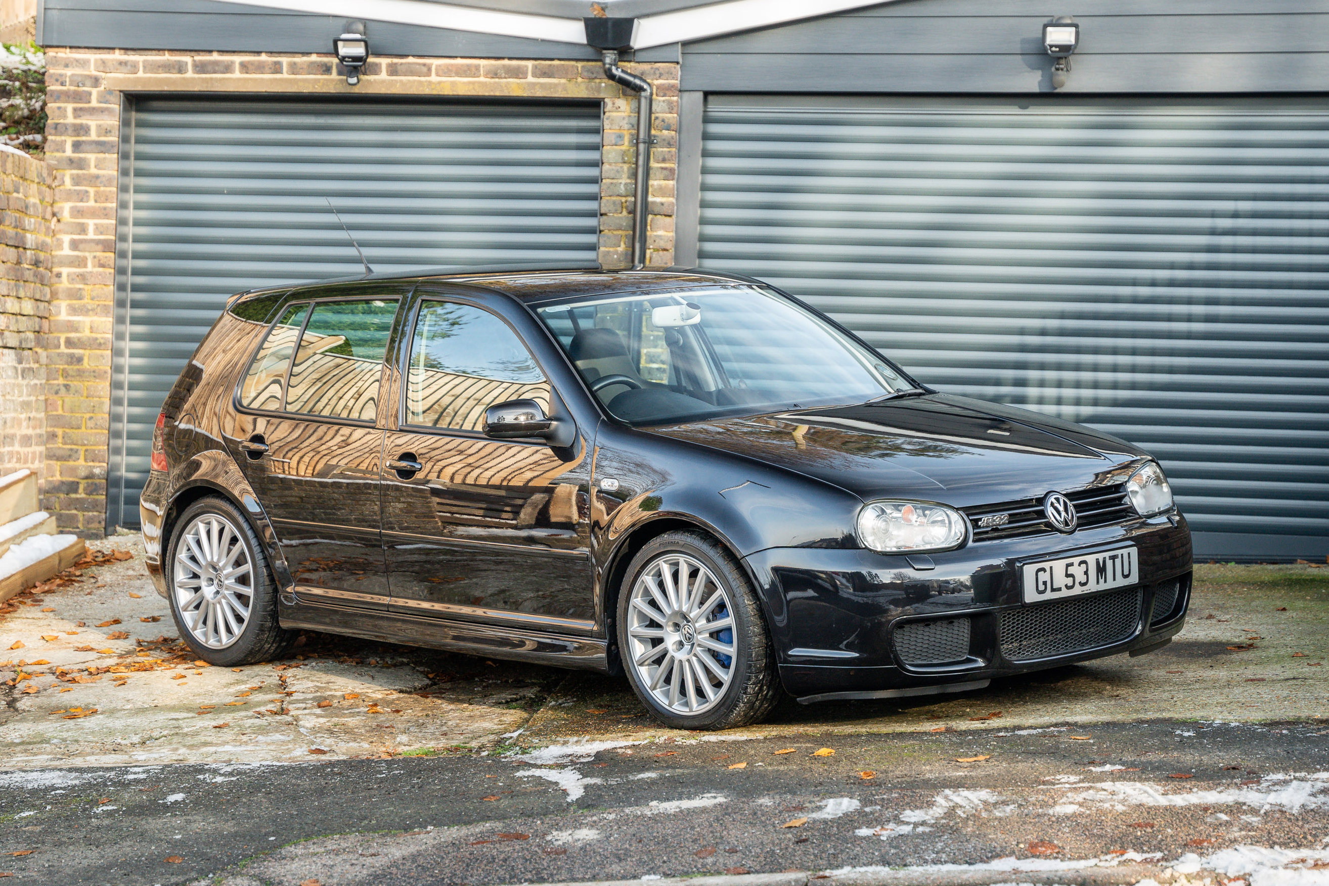 2003 VOLKSWAGEN GOLF (MK4) R32 - 19,066 MILES