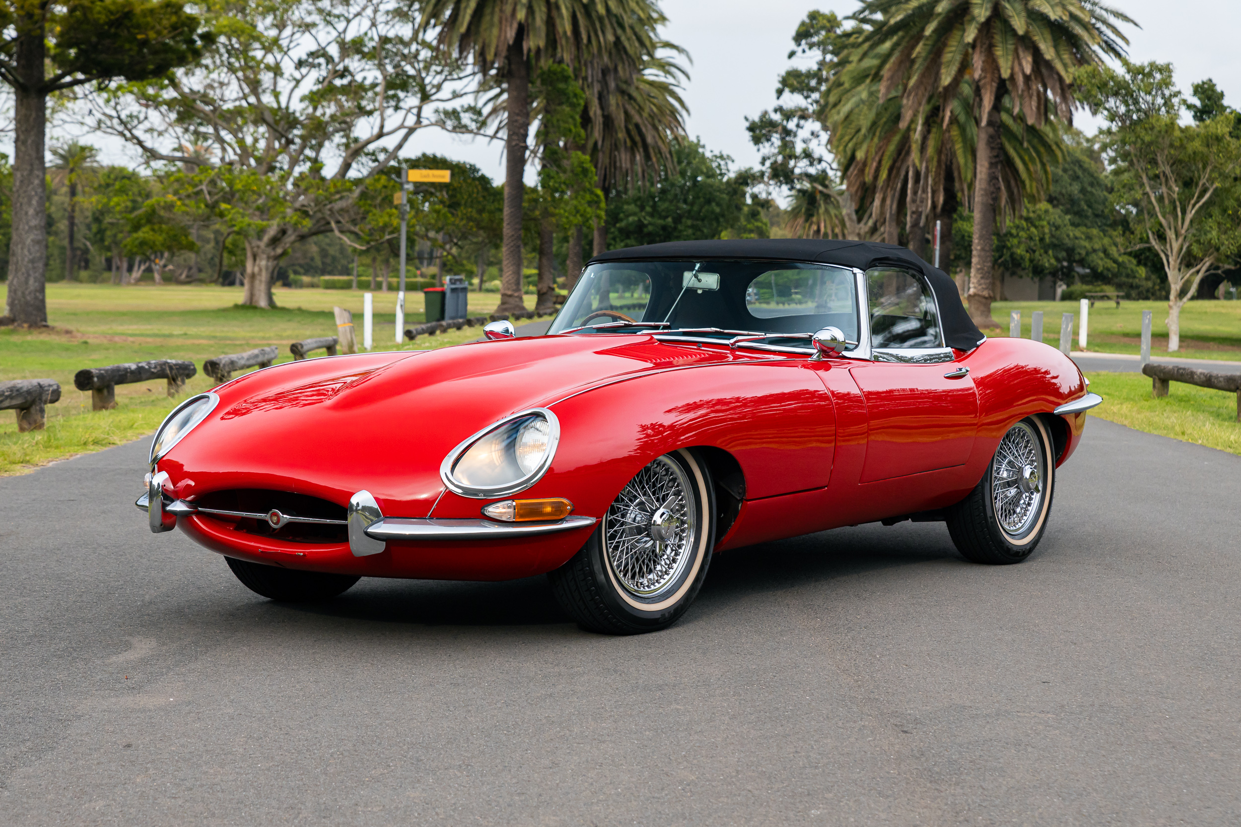 1961 Jaguar E-Type Series 1 'Flat Floor' 3.8 Roadster