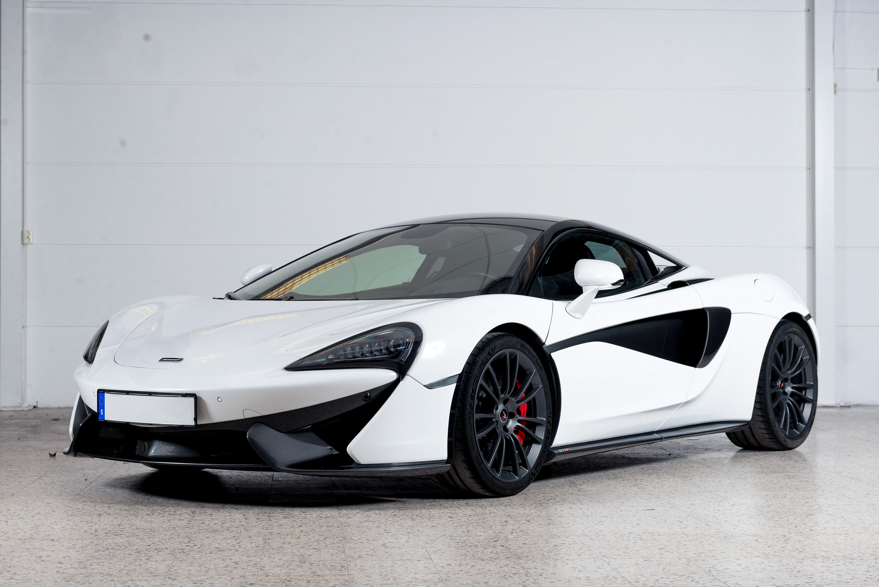 2016 MCLAREN 570S - 3,936 KM