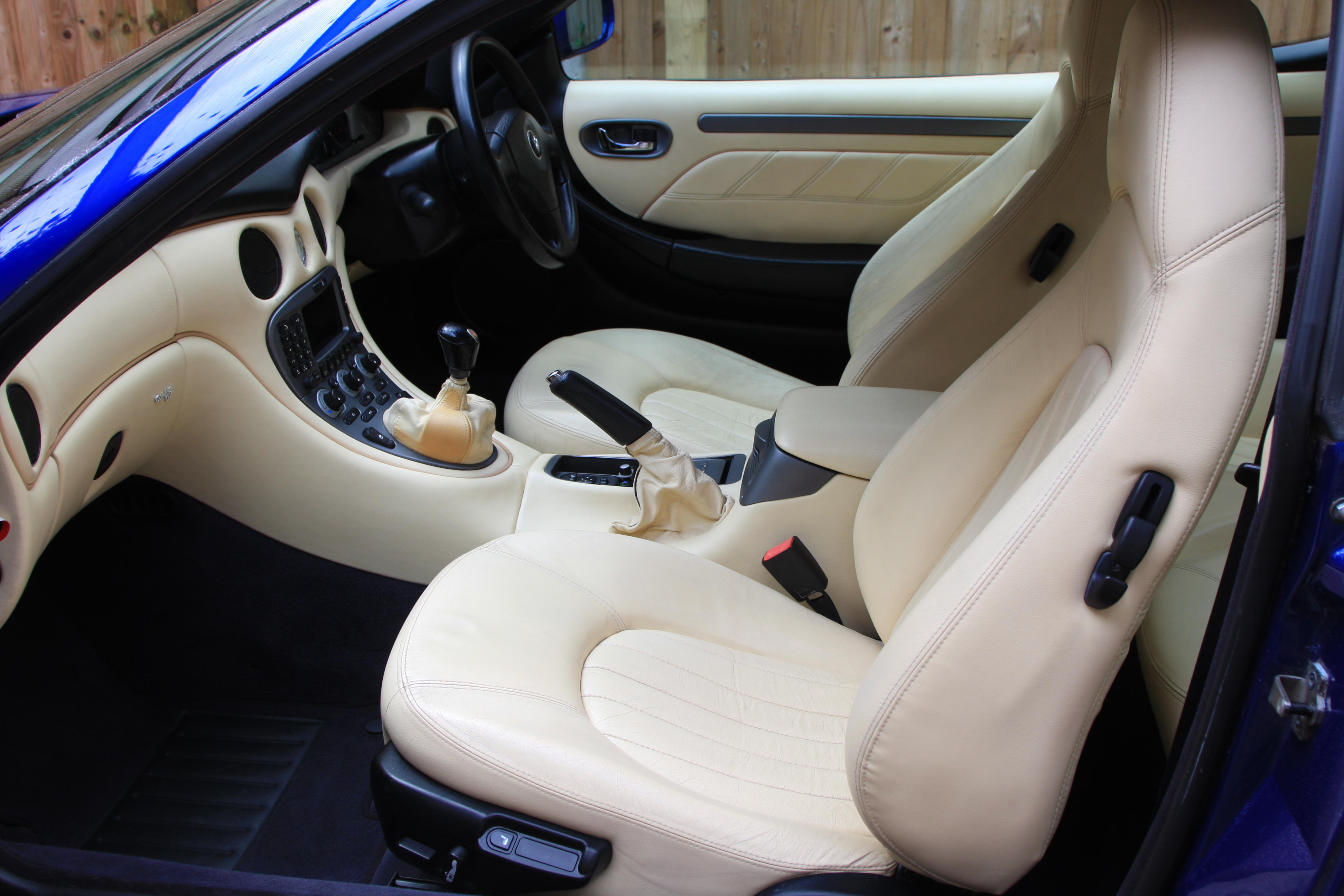 2004 MASERATI 4200 COUPE GT - MANUAL