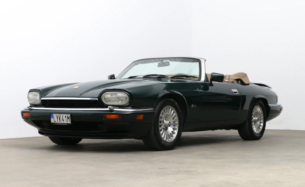 1995 JAGUAR XJ-S V12 CONVERTIBLE For Sale by Auction in Gävle