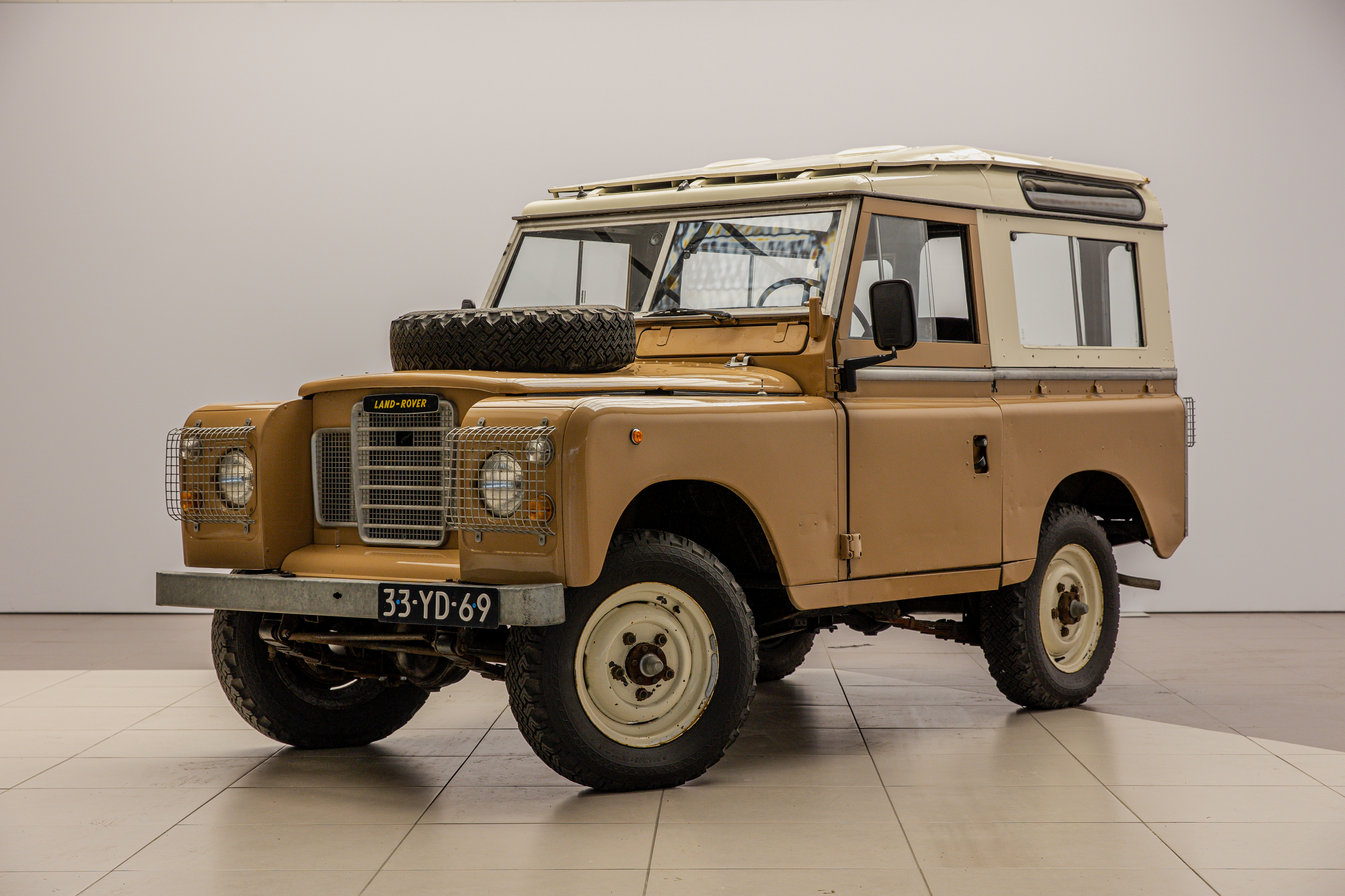 1976 LAND ROVER SERIES III 88