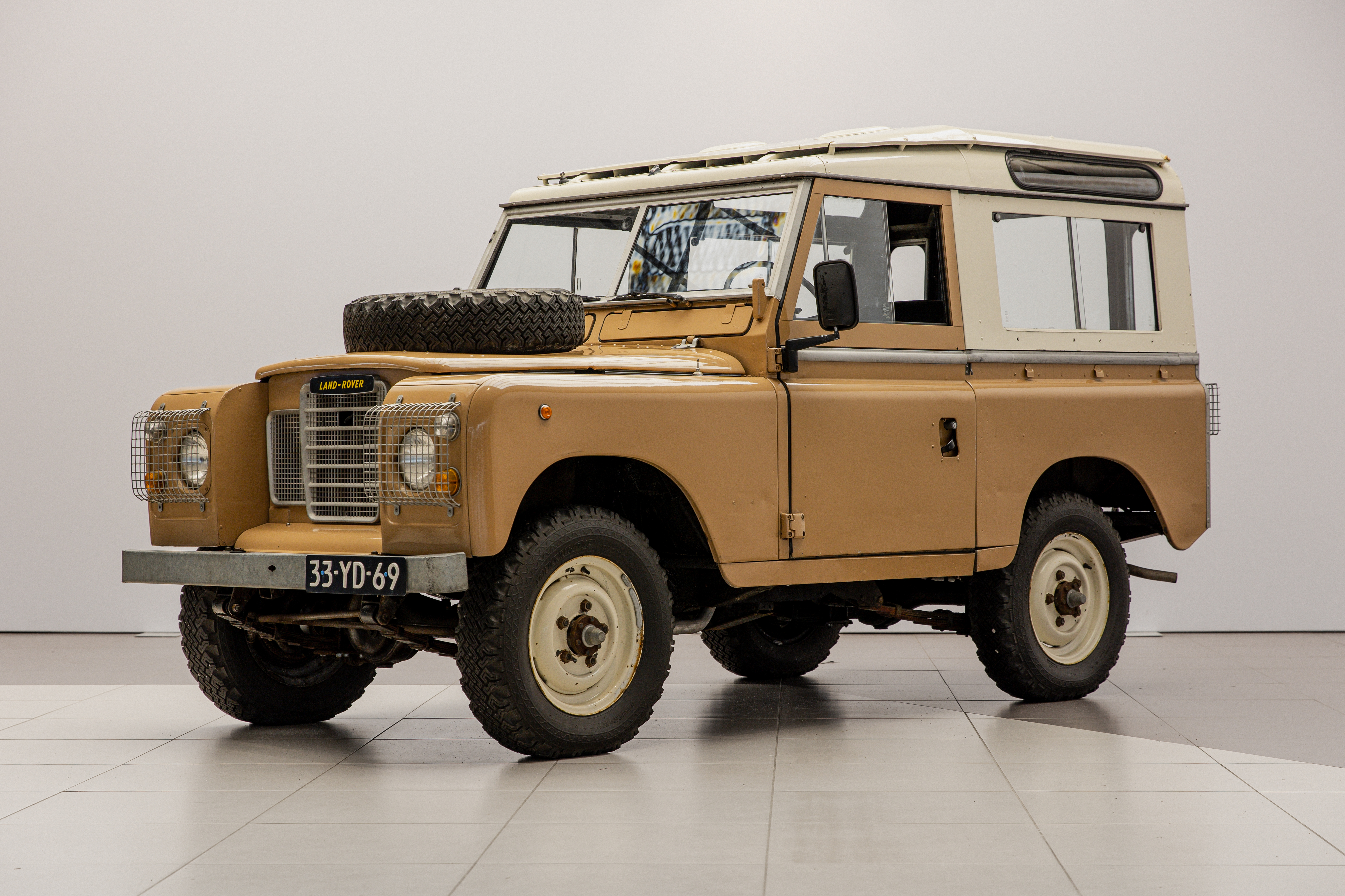 1976 LAND ROVER SERIES III 88"