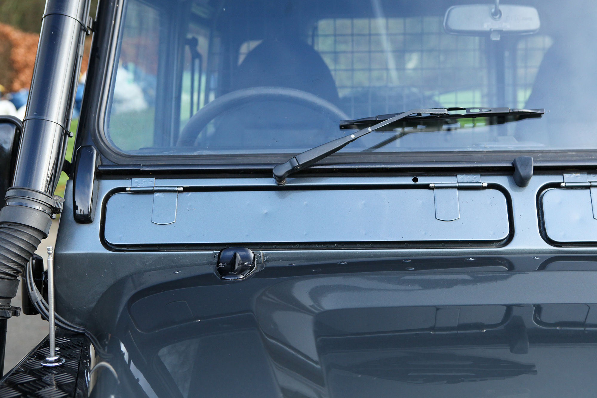 2001 LAND ROVER DEFENDER 90 - 57,511 MILES for sale by auction in South ...