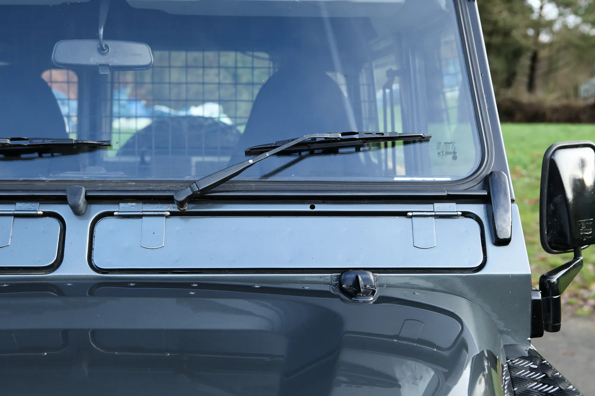 2001 LAND ROVER DEFENDER 90 - 57,511 MILES for sale by auction in South ...